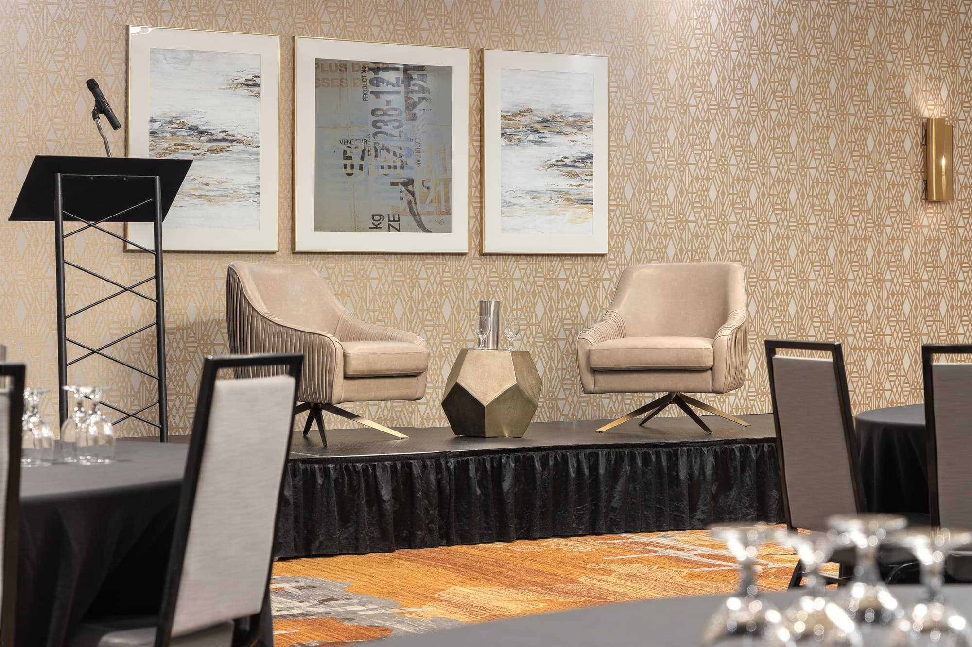 DoubleTree by Hilton Kitchener, Conferences