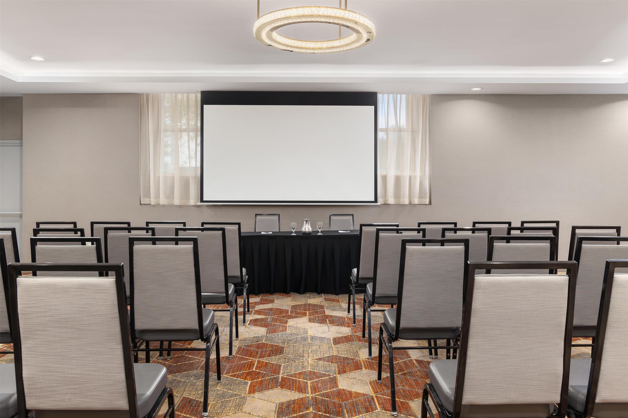 DoubleTree by Hilton Kitchener, Conferences