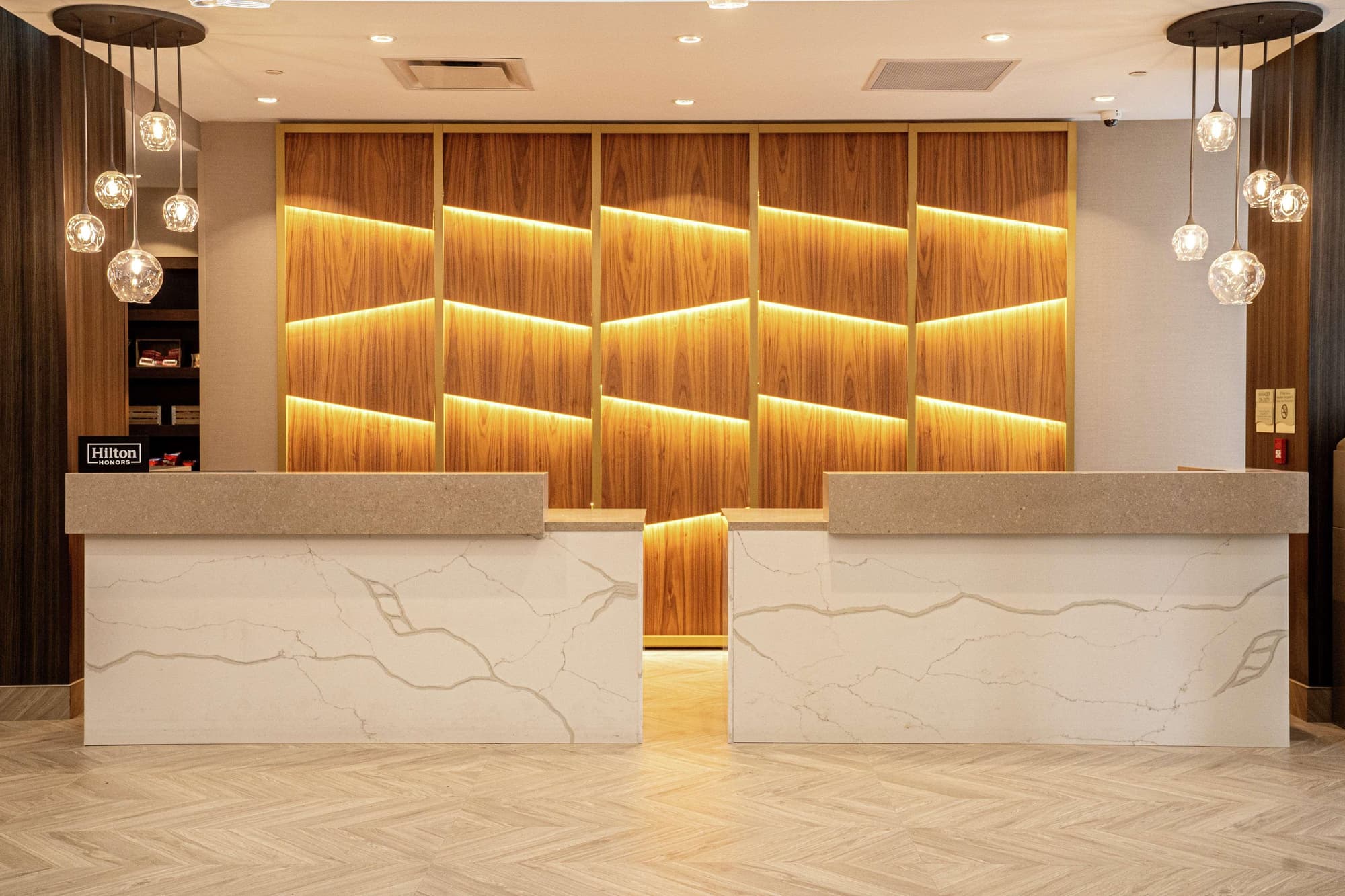 DoubleTree by Hilton Kitchener, Lobby