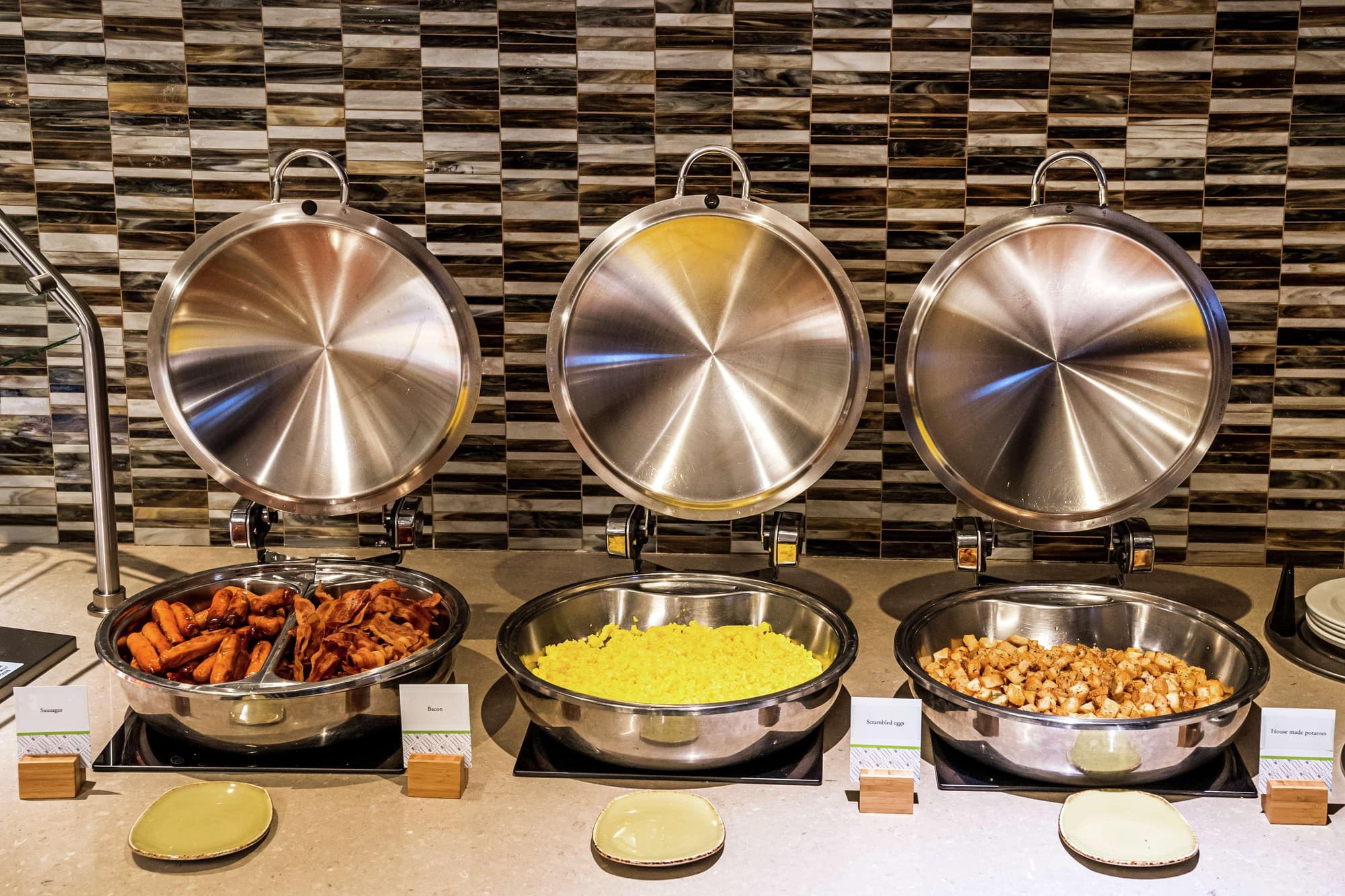 DoubleTree by Hilton Kitchener, Restaurant