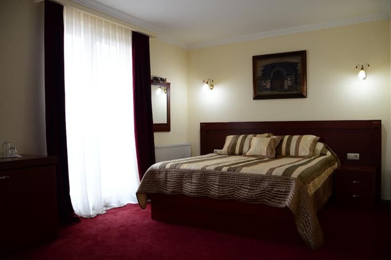 Parlament Hotel, Room