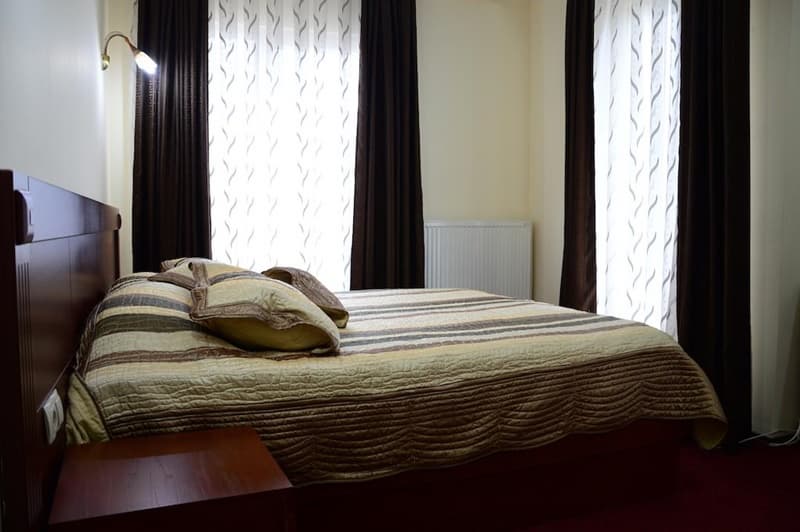 Parlament Hotel, Room