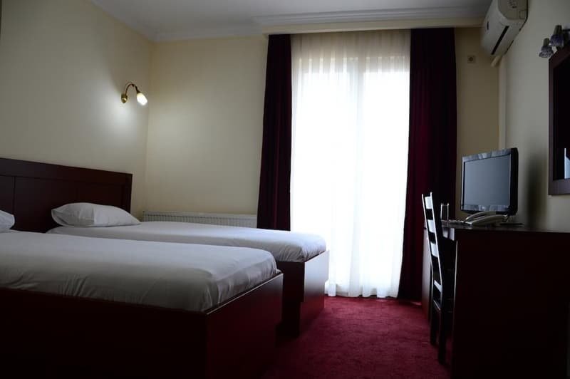 Parlament Hotel, Room
