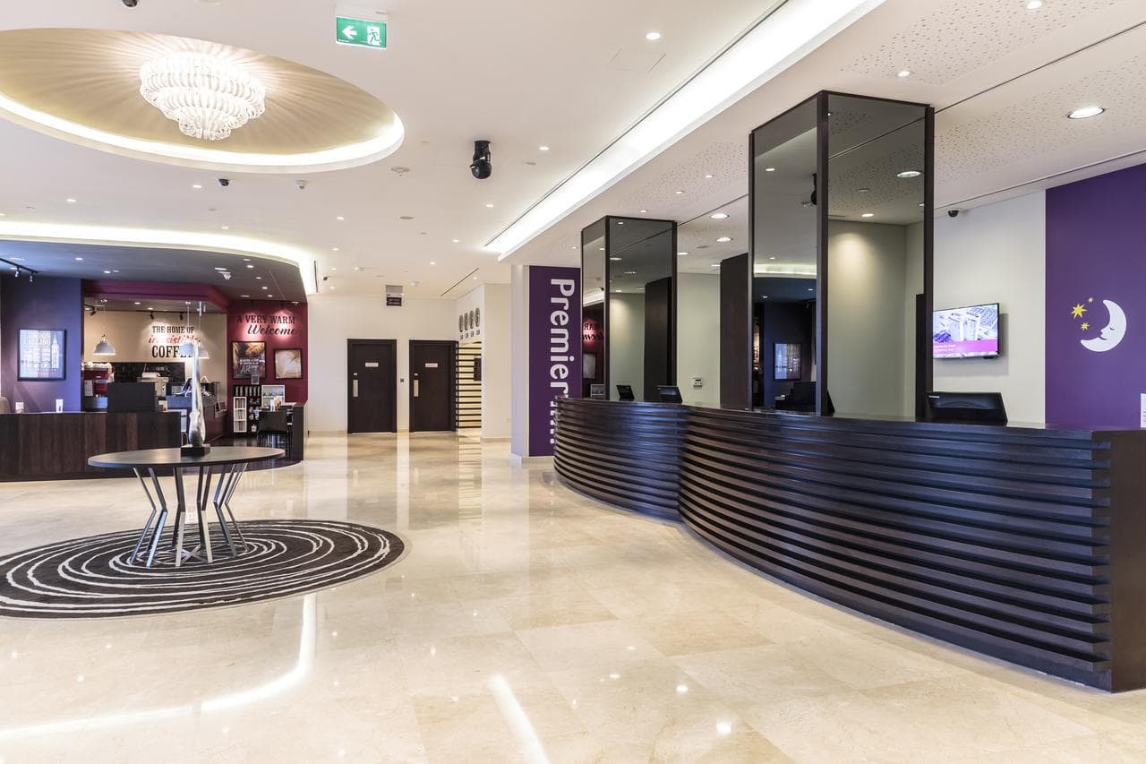 Premier Inn Doha Education City, Lobby