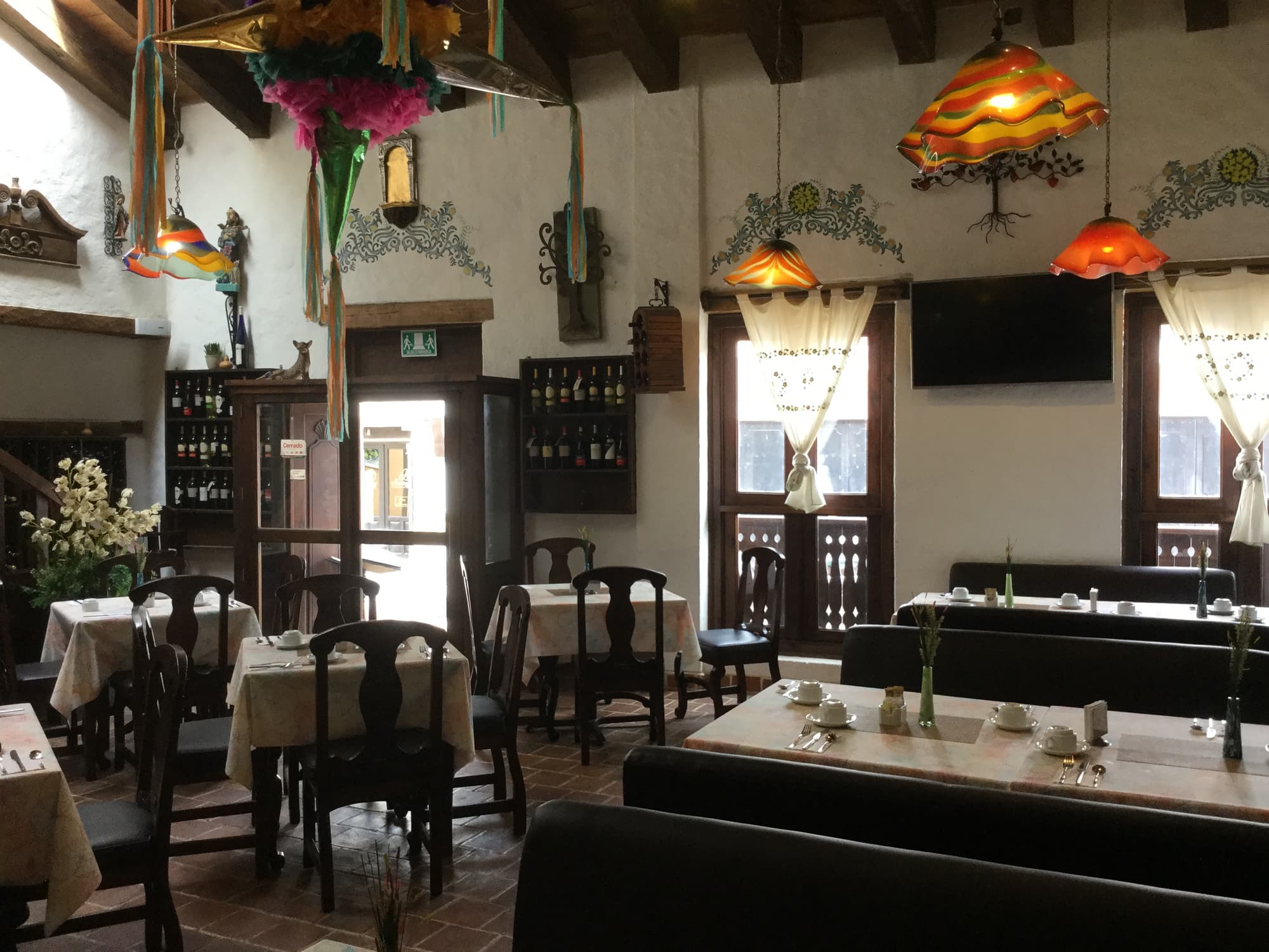 Grand María, Restaurant