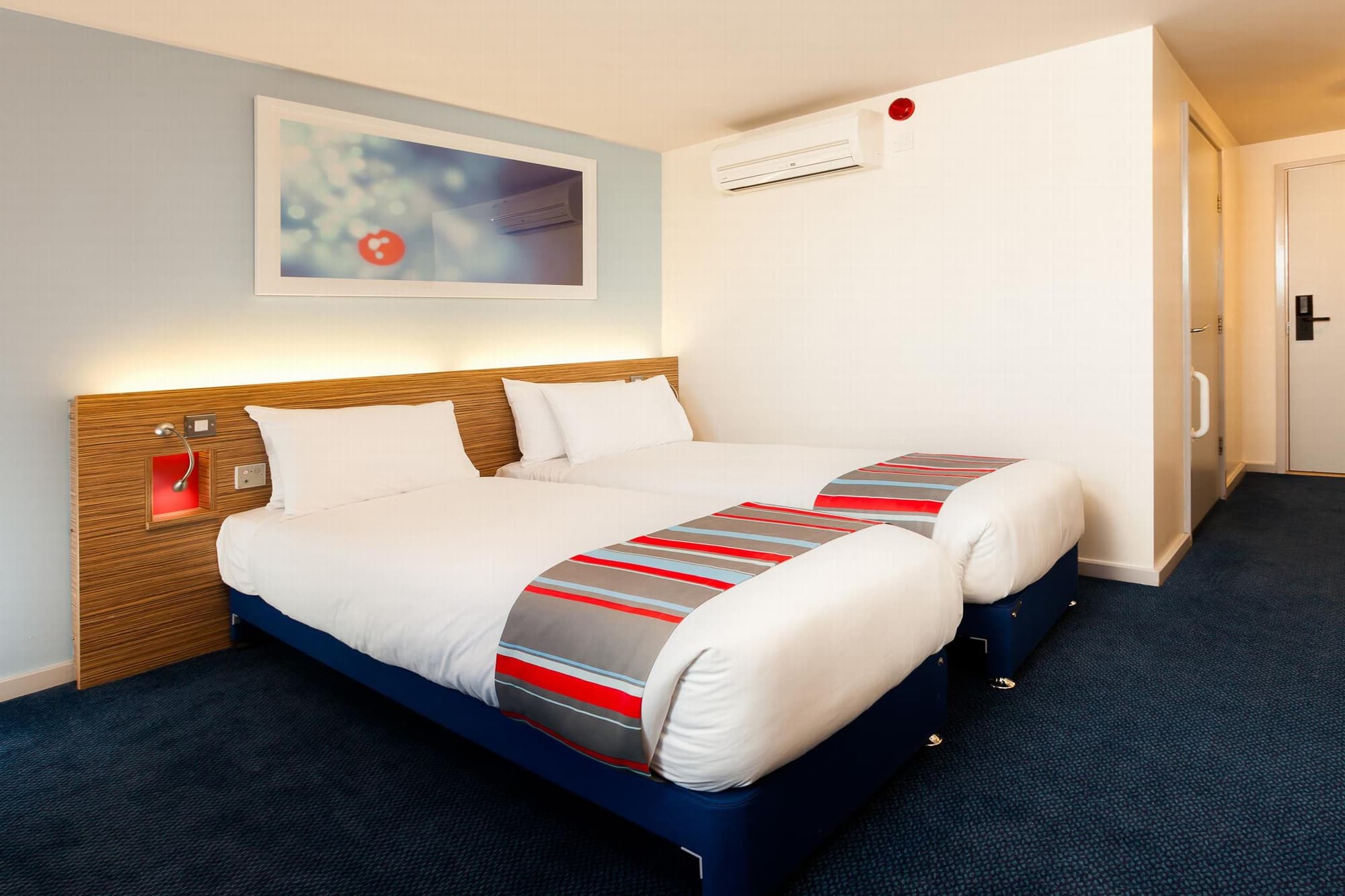Travelodge Camberley, Room