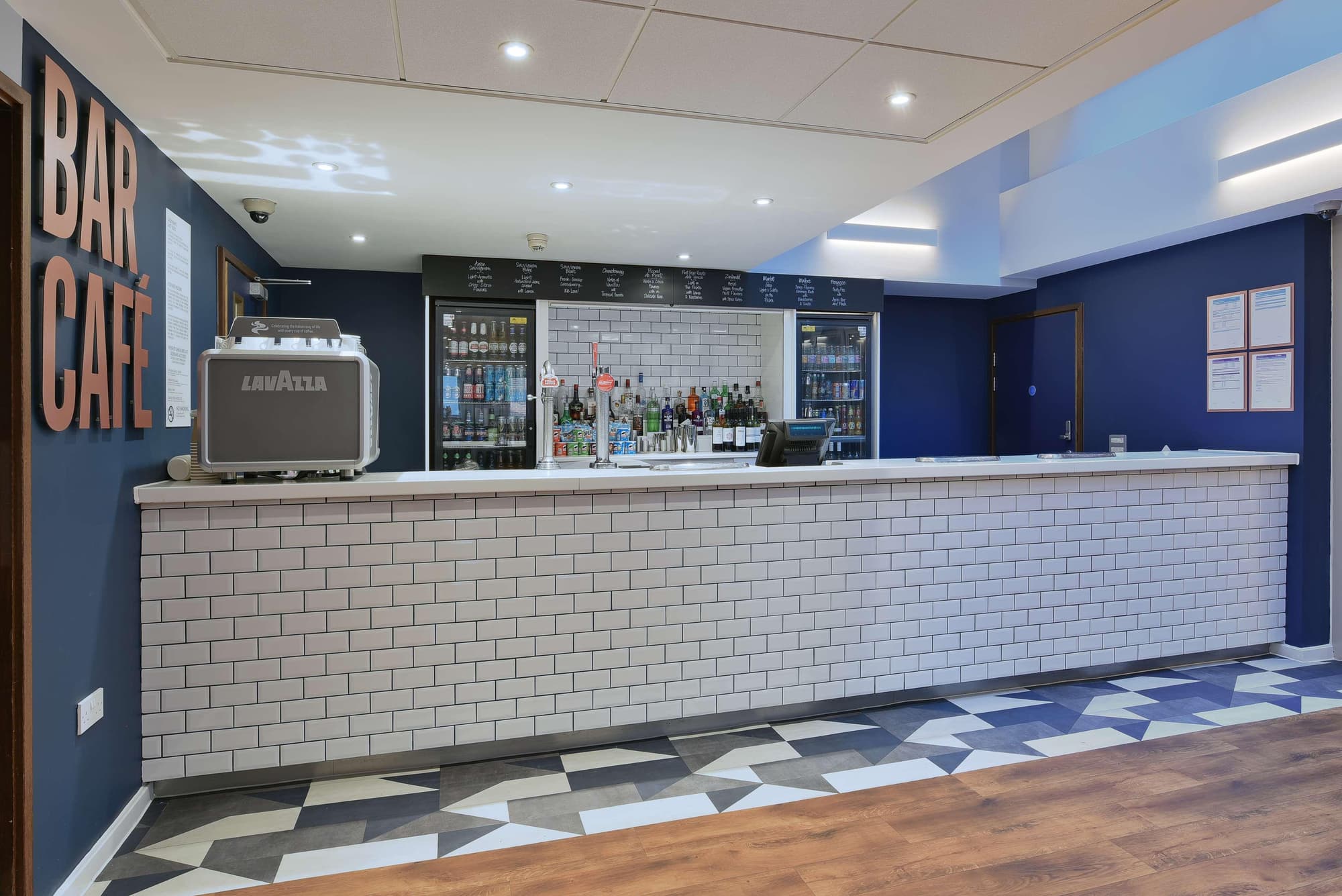 Travelodge Maidenhead Central, Bar