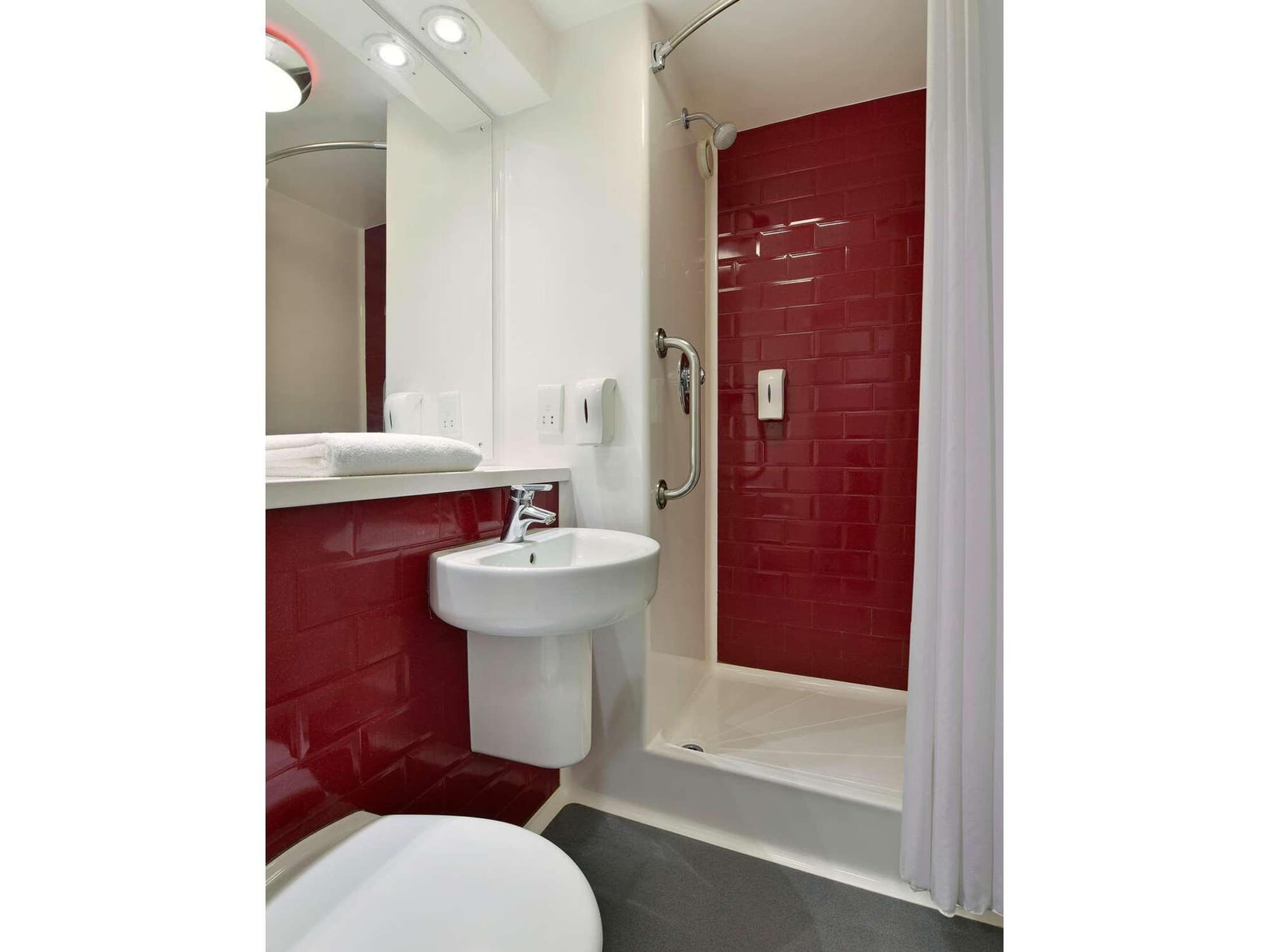 Travelodge Maidenhead Central, Room