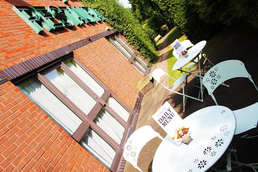 Travelodge Washington A1(M) Northbound, Terrace