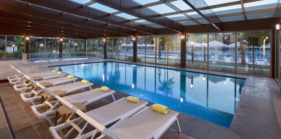 Dosinia Luxury Resort, Pool