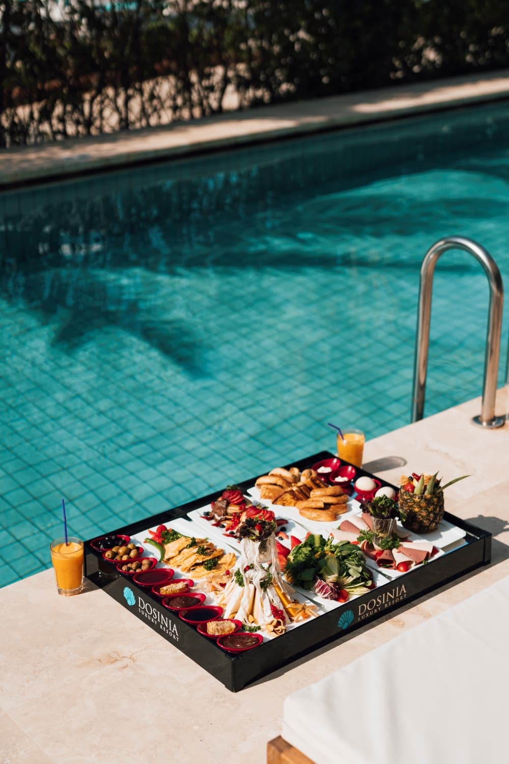 Dosinia Luxury Resort, Pool