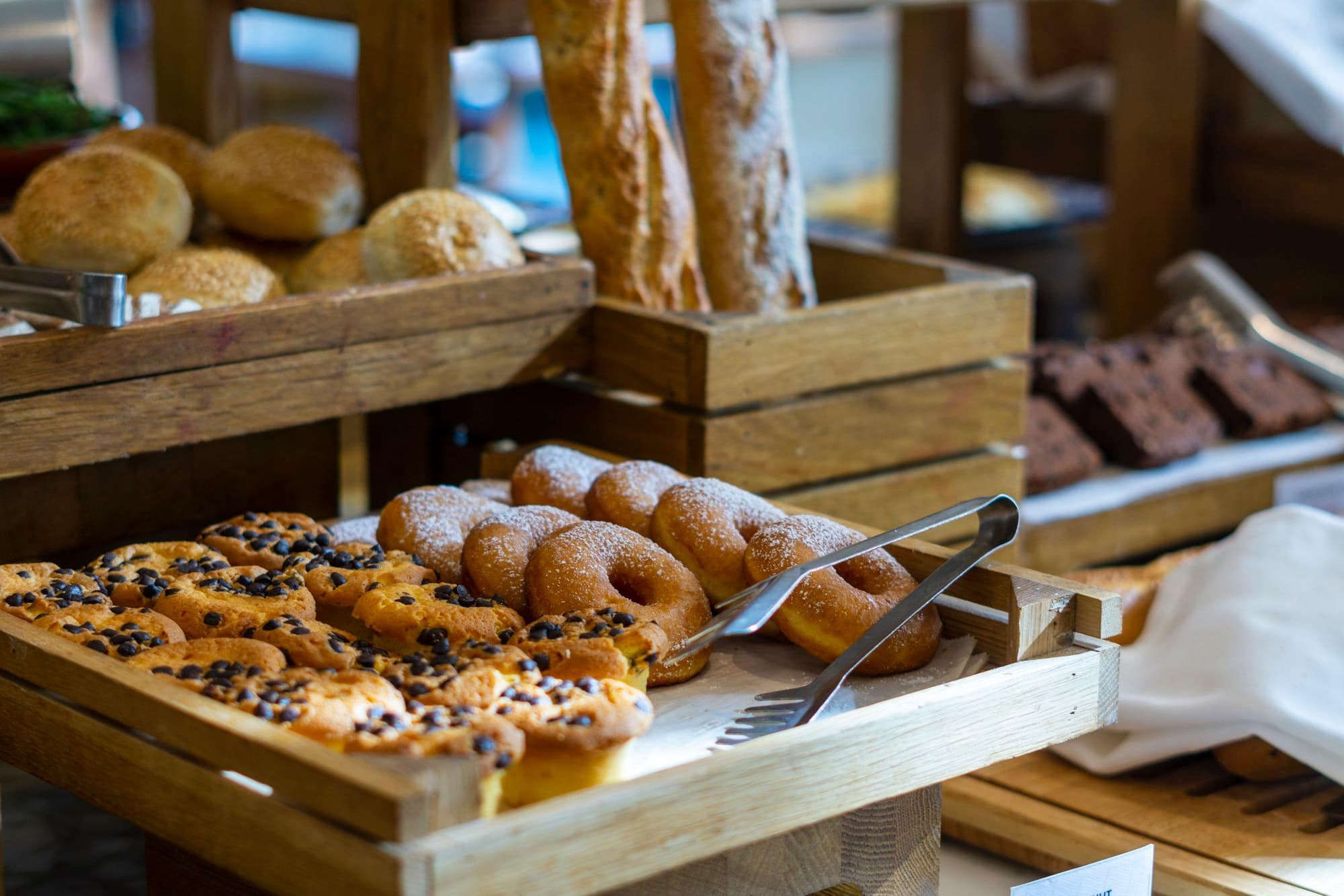 Crowne Plaza Muscat OCEC, Restaurant