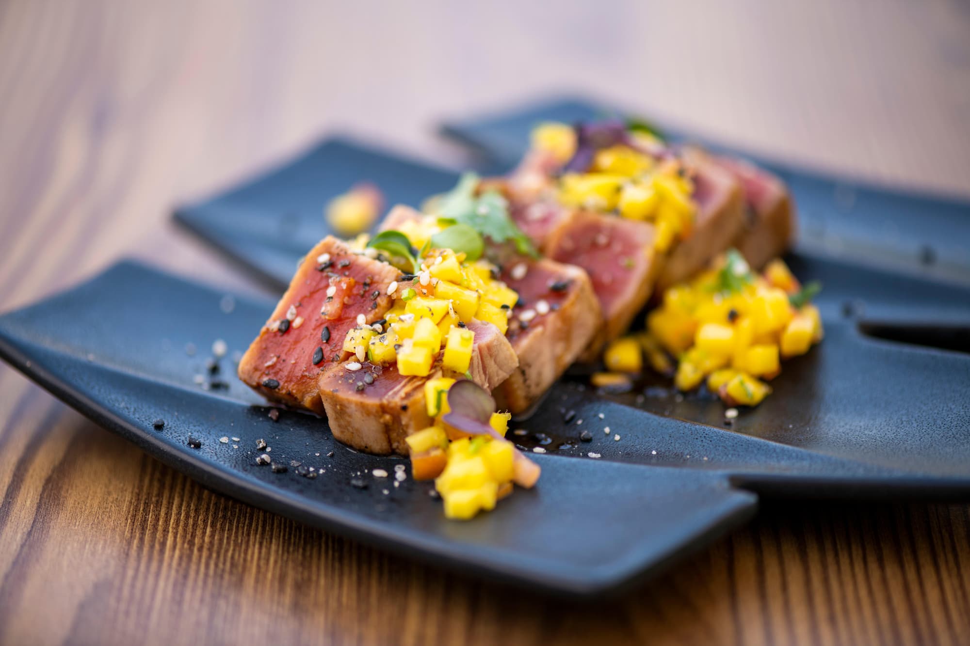 Crowne Plaza Muscat OCEC, Restaurant