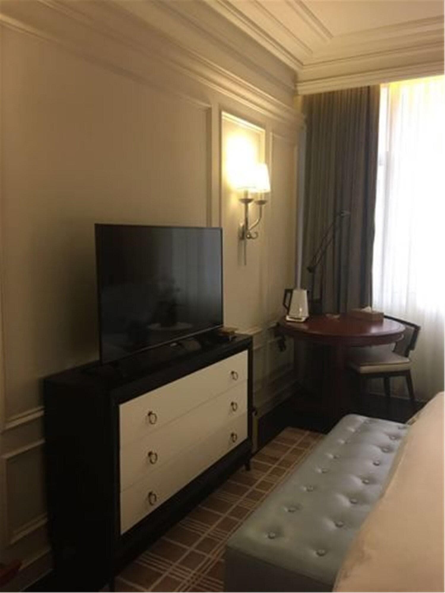 Golden Tulip Bund New Asia, Room