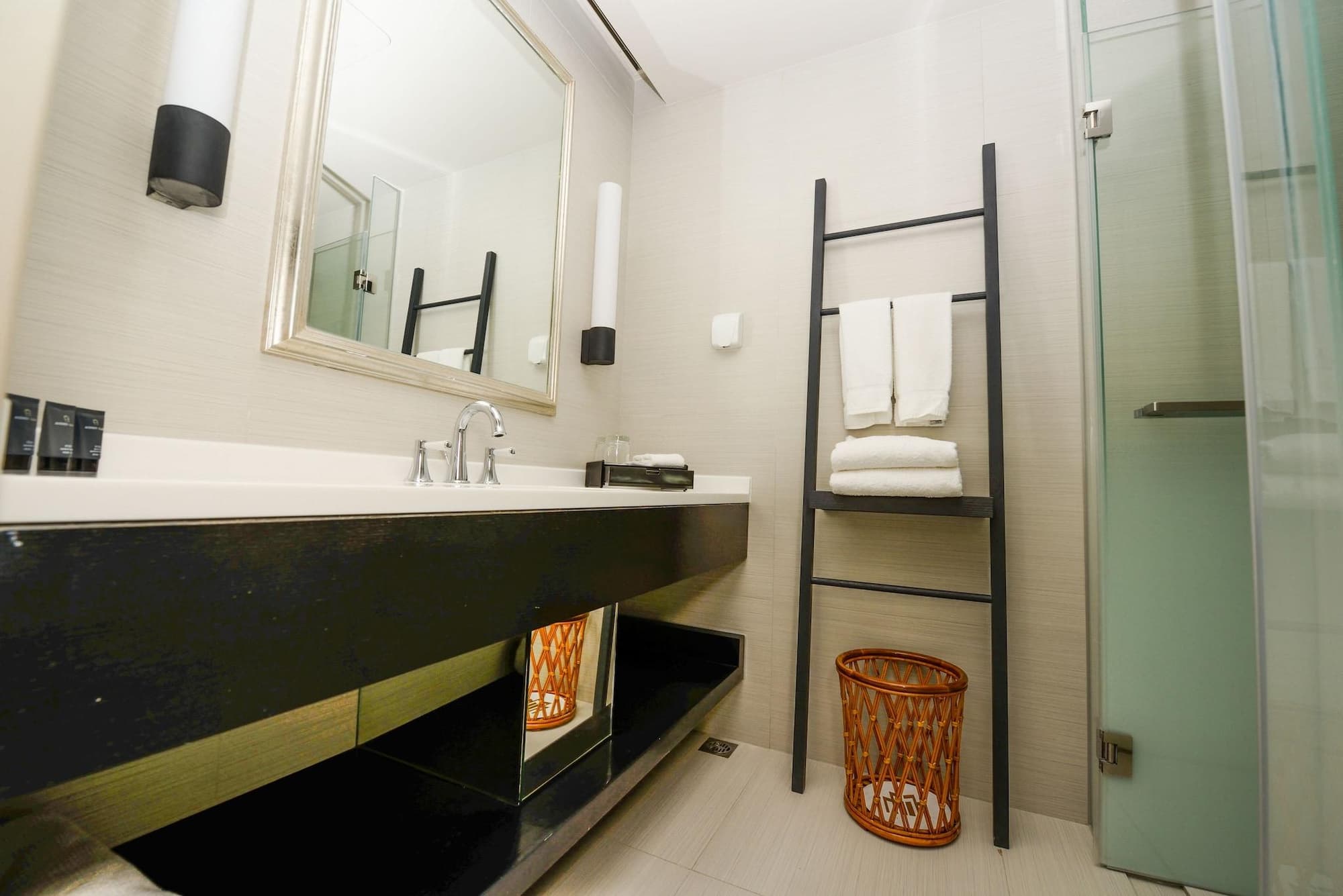 Golden Tulip Bund New Asia, Room