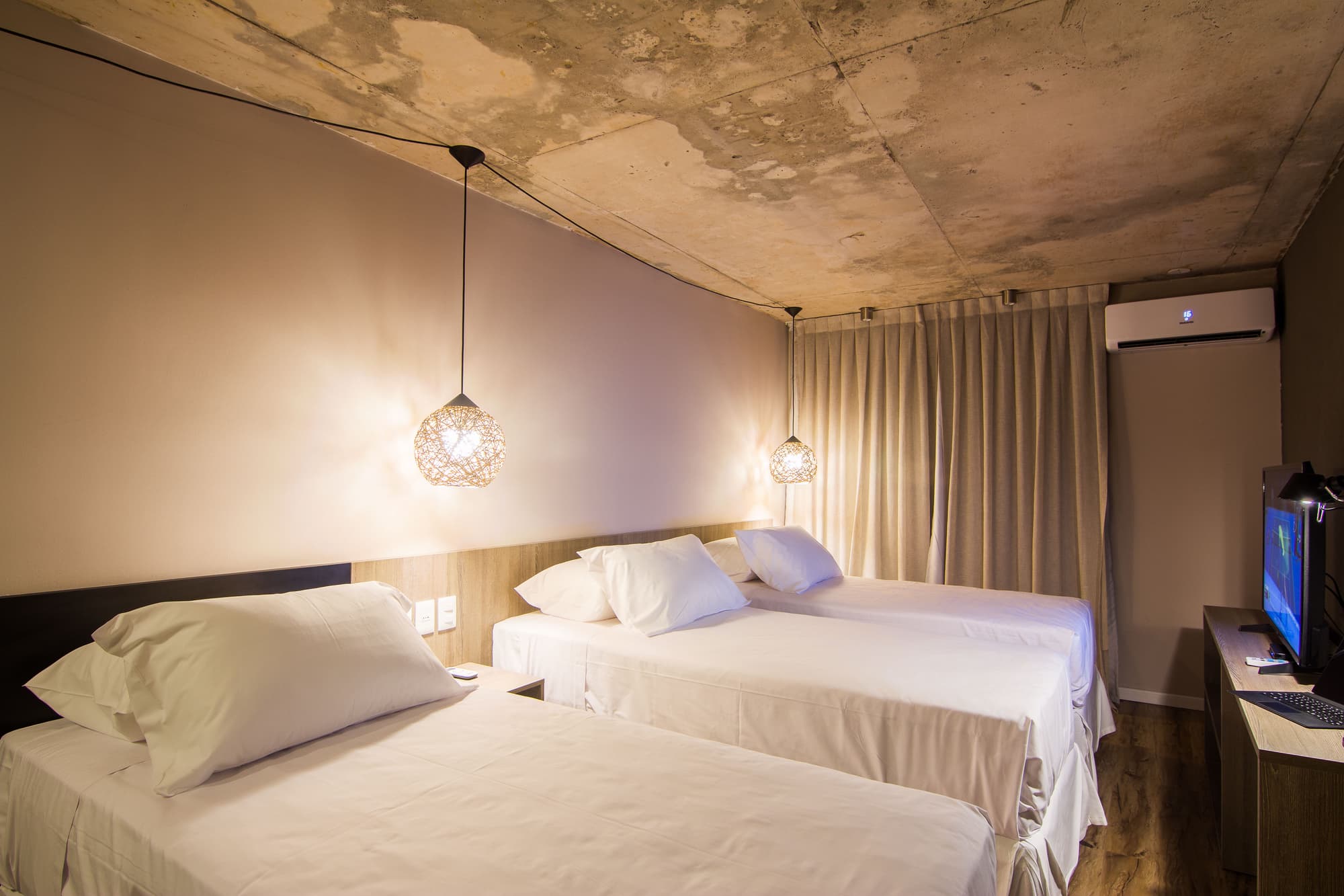 Ciudadano Suites, Room