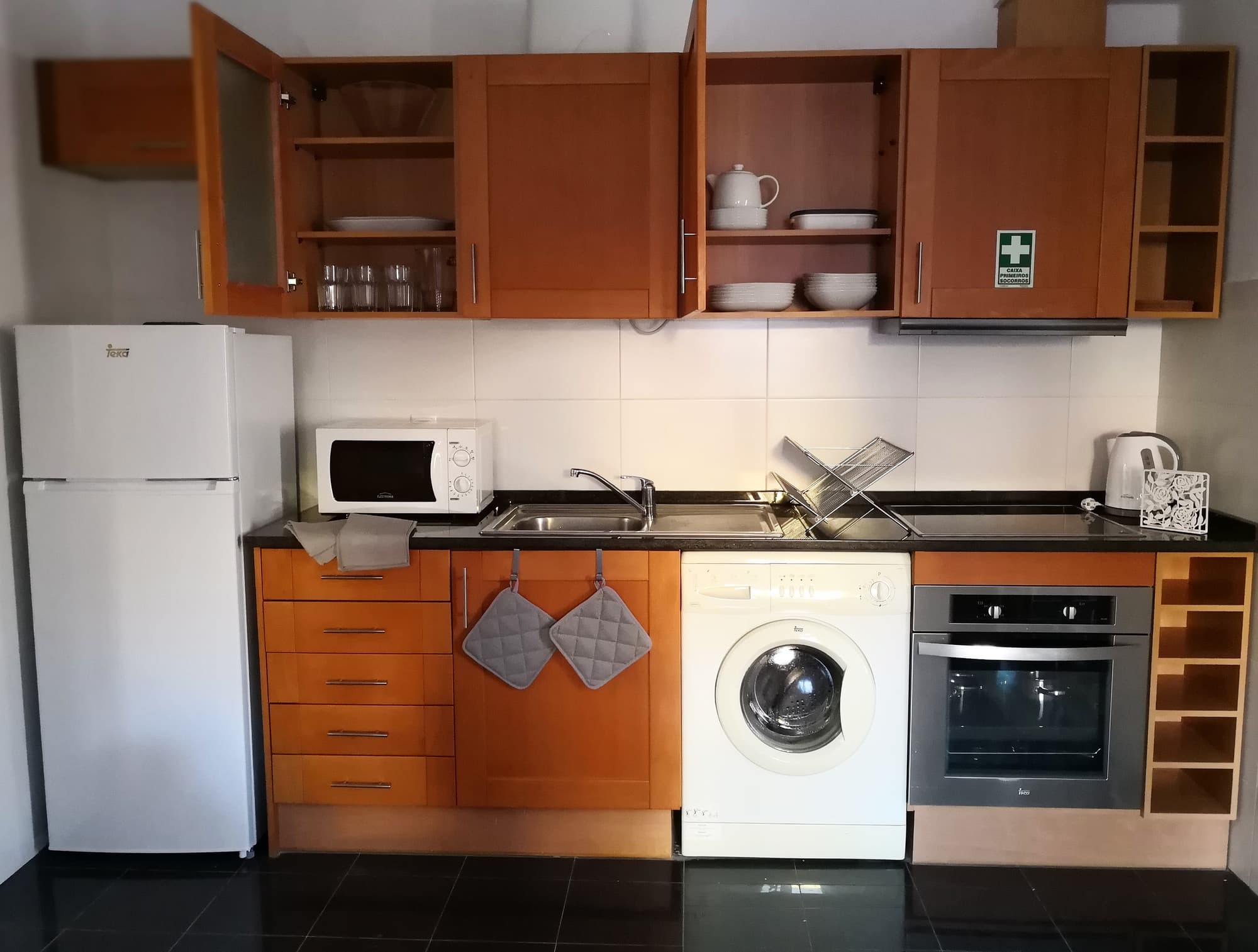 Travellers Pearl by Storytellers, Room