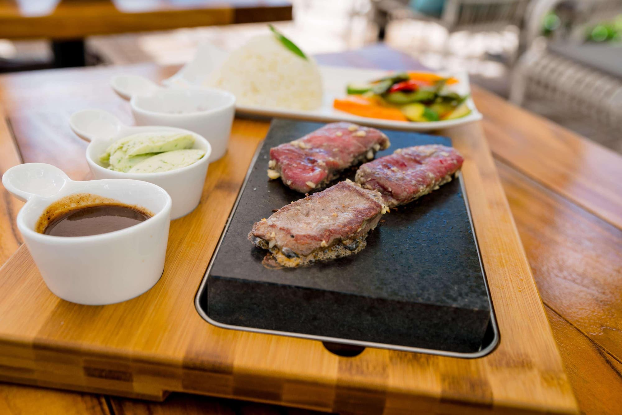 Oceans Edge Resort & Marina, Key West, Restaurant