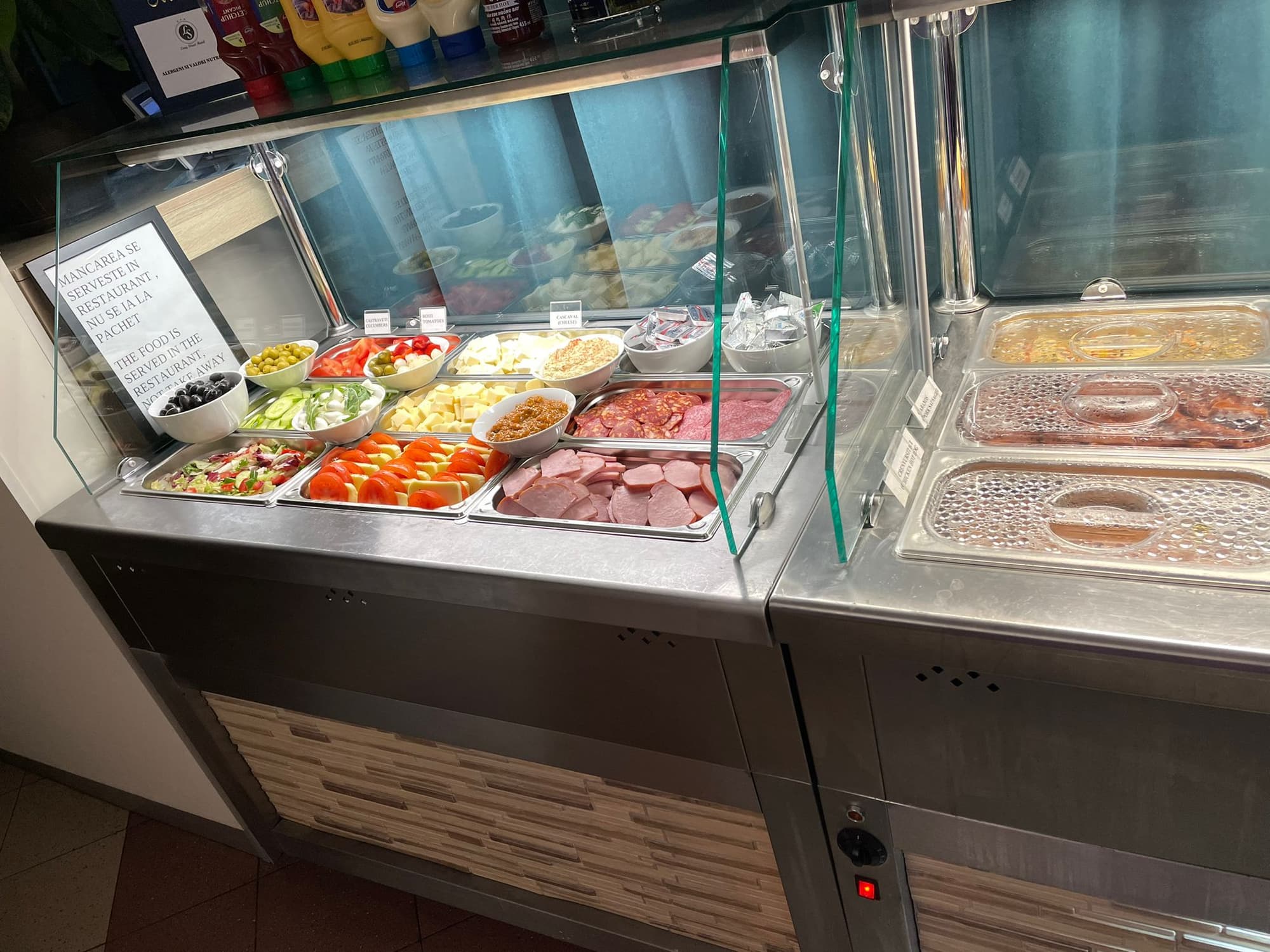 Long Street Hotel, Restaurant