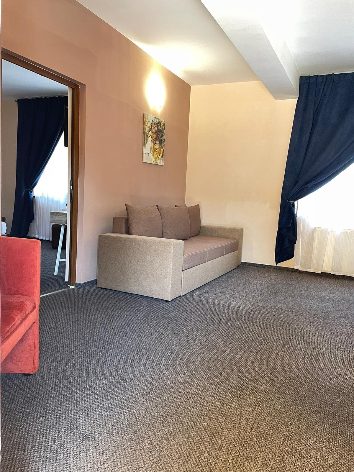 Long Street Hotel, Room