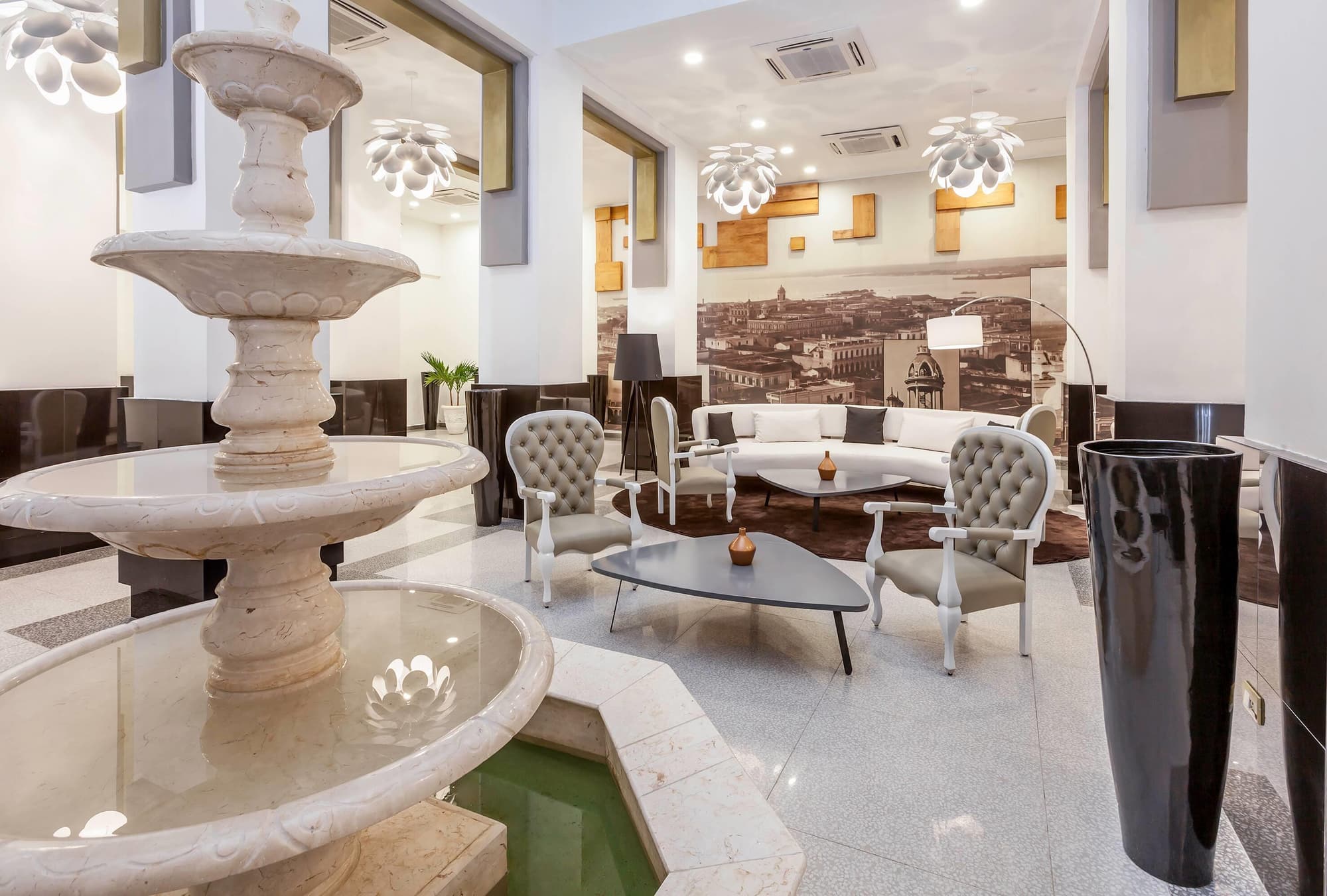 Melia San Carlos, Restaurant