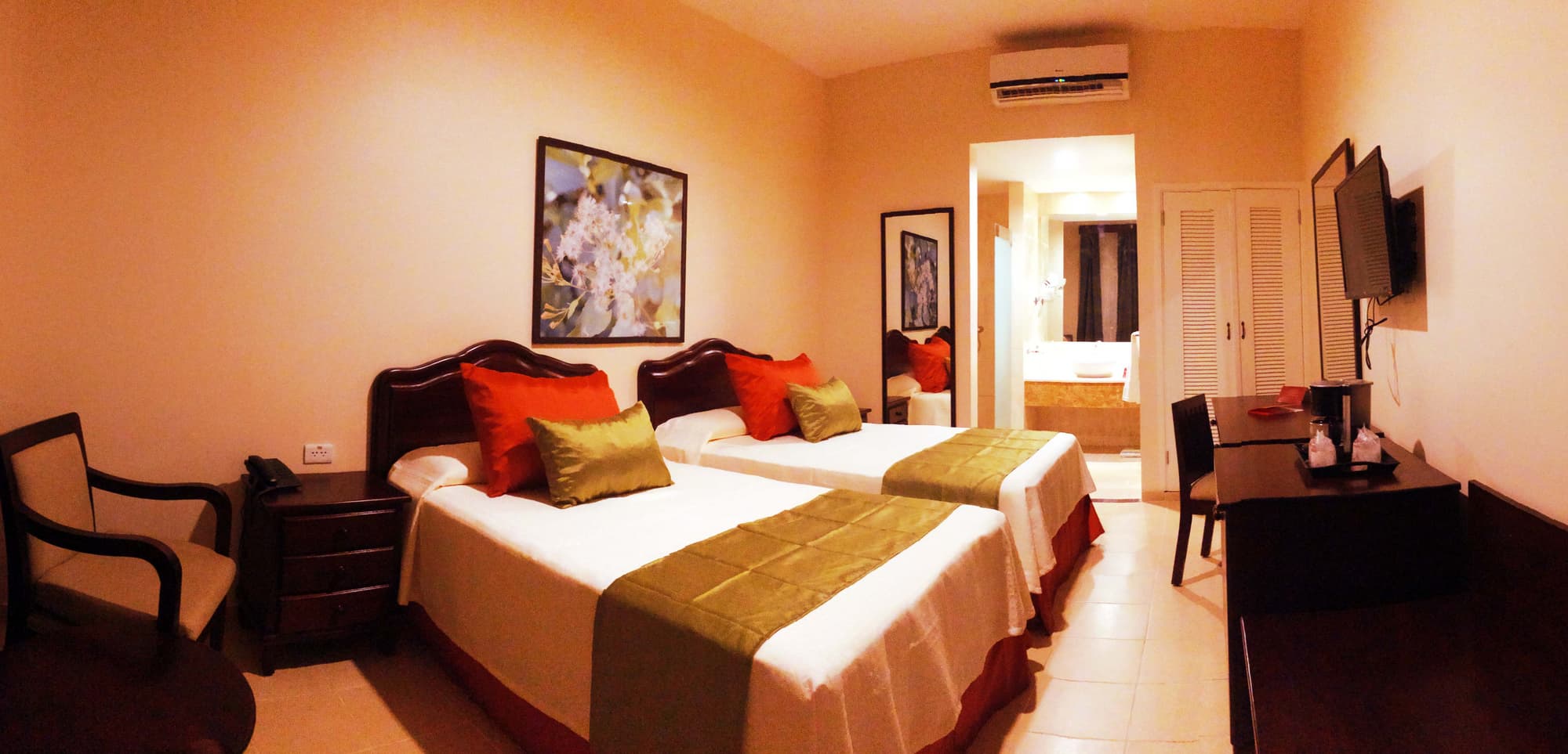 Central ViÃ±ales, Room