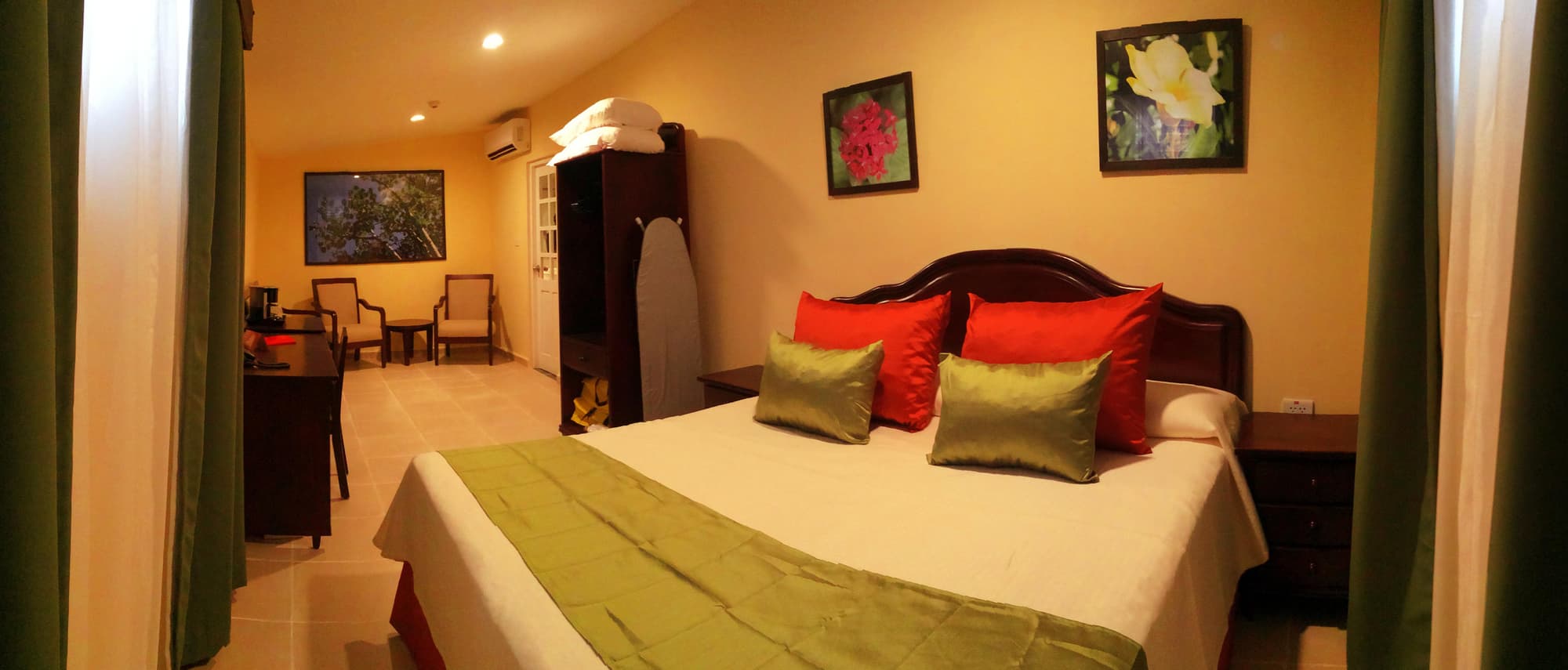 Central ViÃ±ales, Room