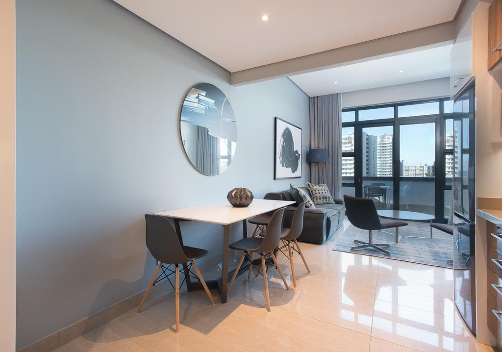 The Capital Pearls, Lobby