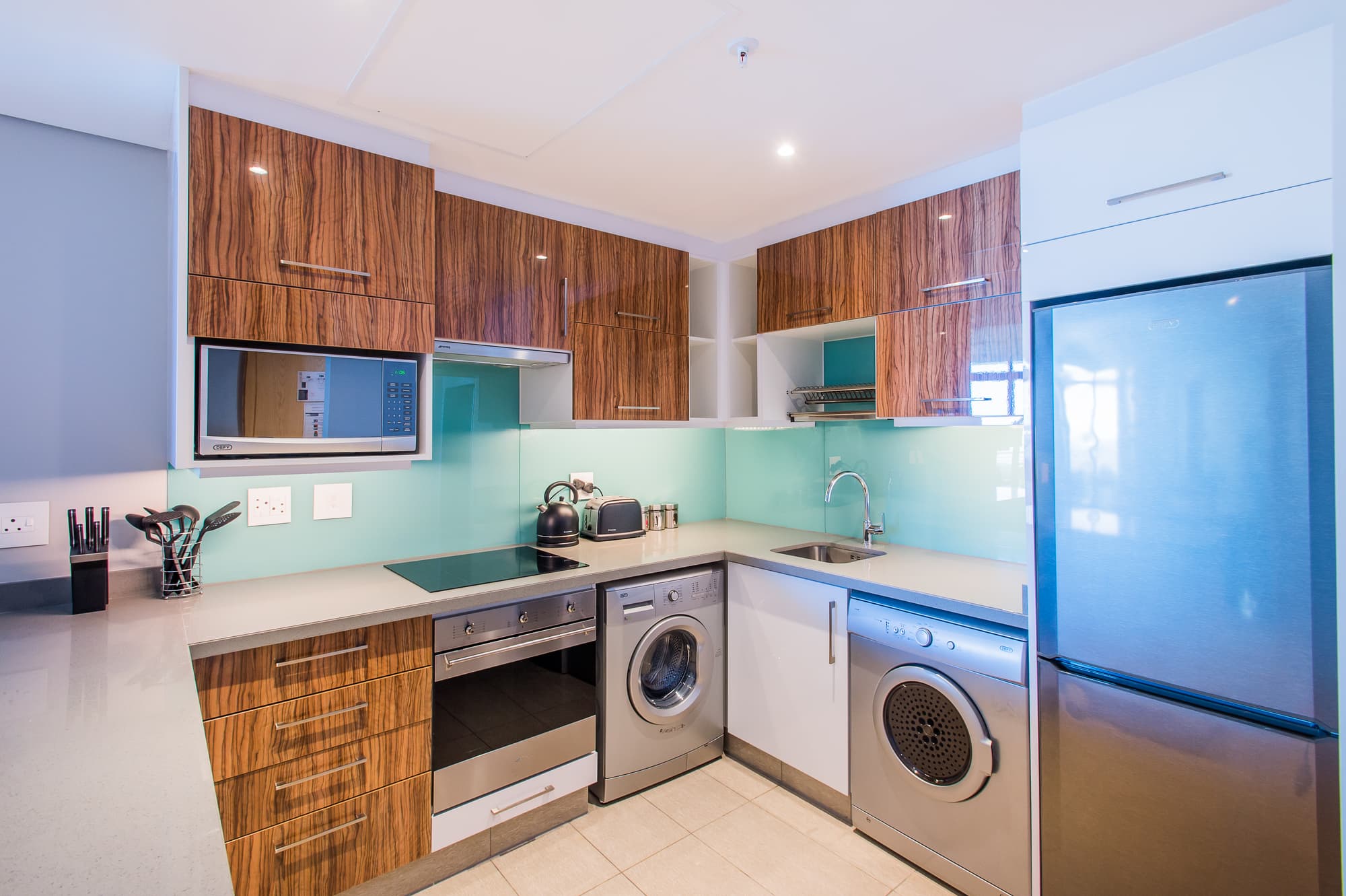 The Capital Pearls, Room