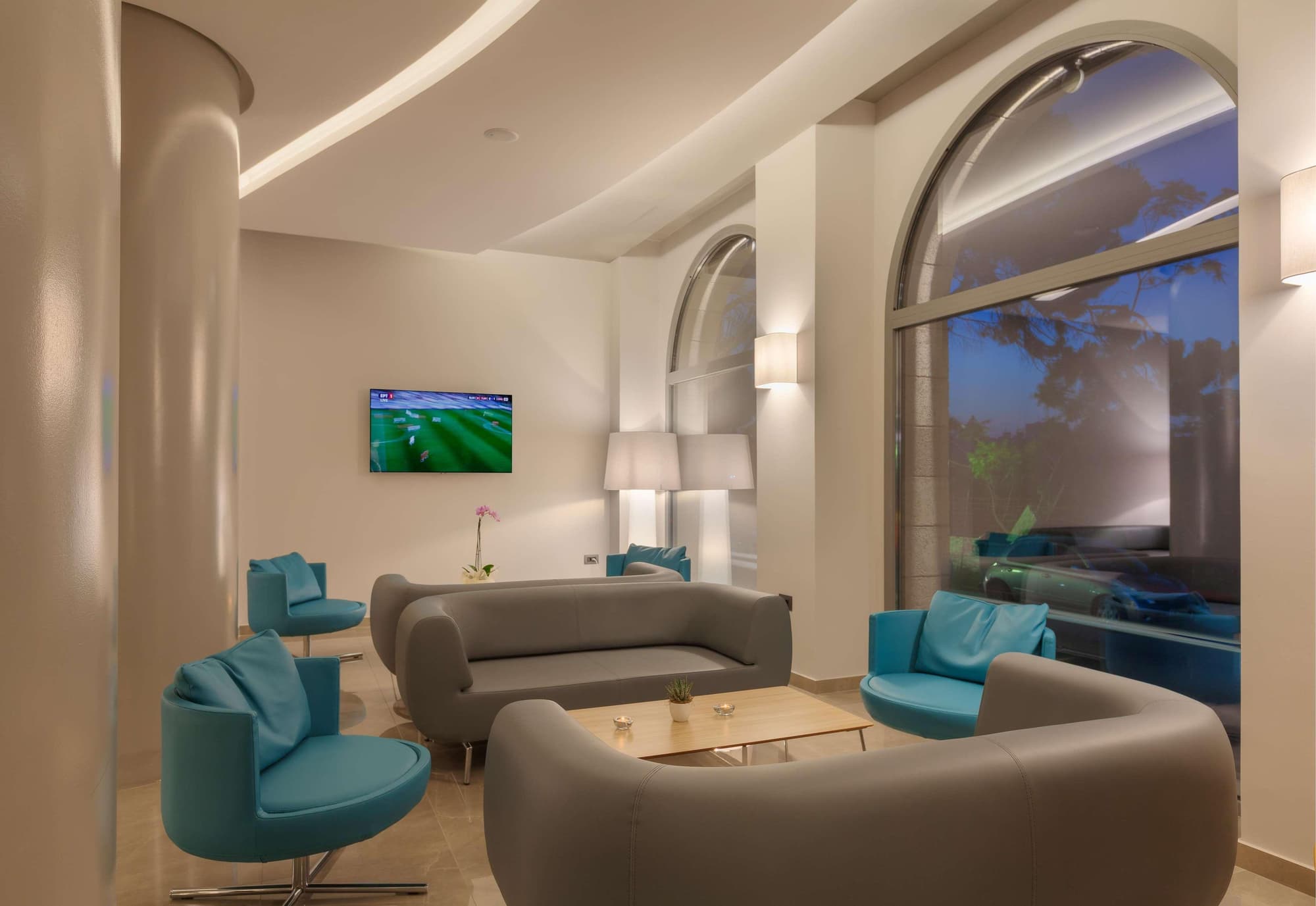 Blue Lagoon City Hotel, Lobby