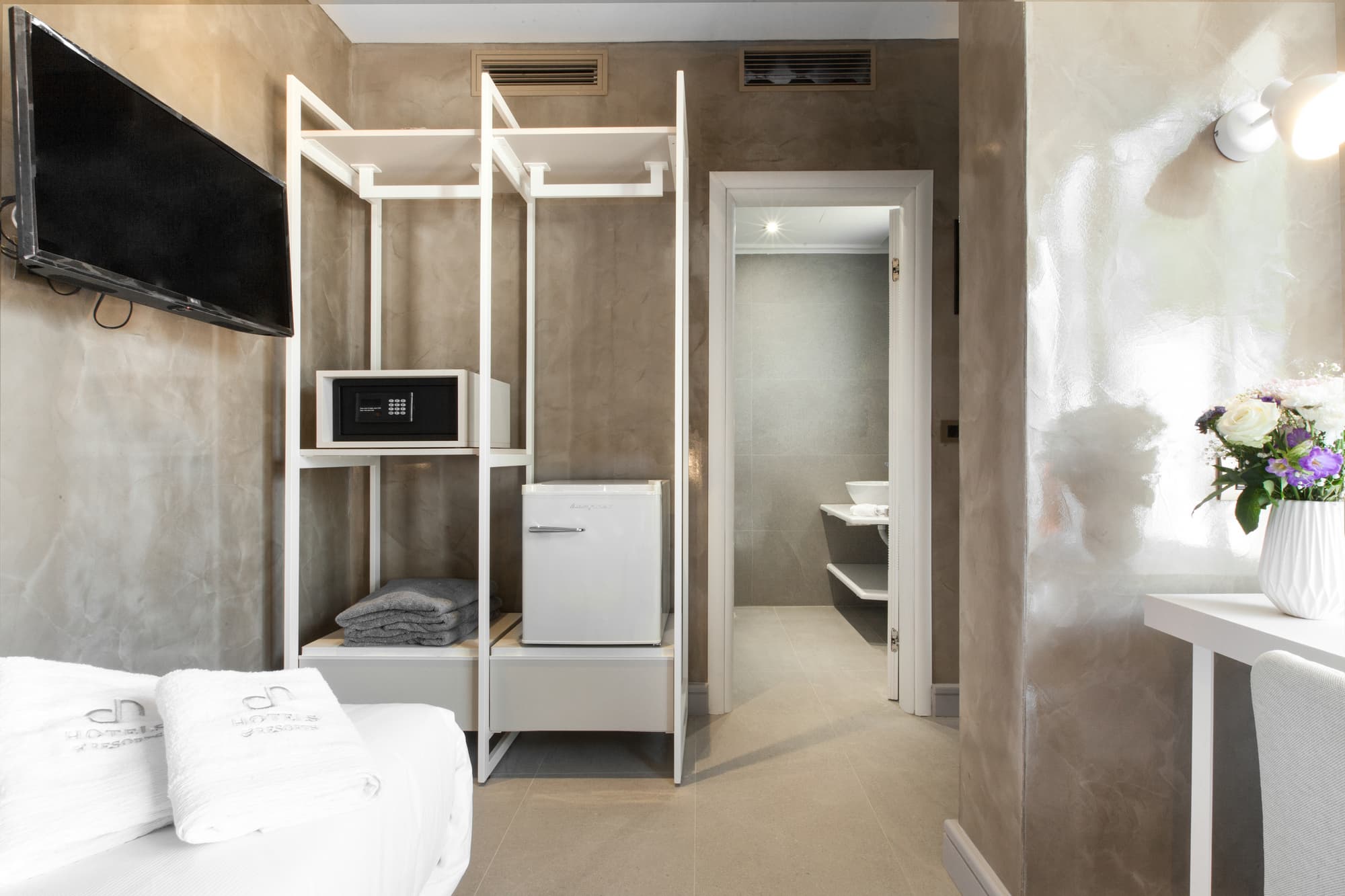 Garden City Resort, Room