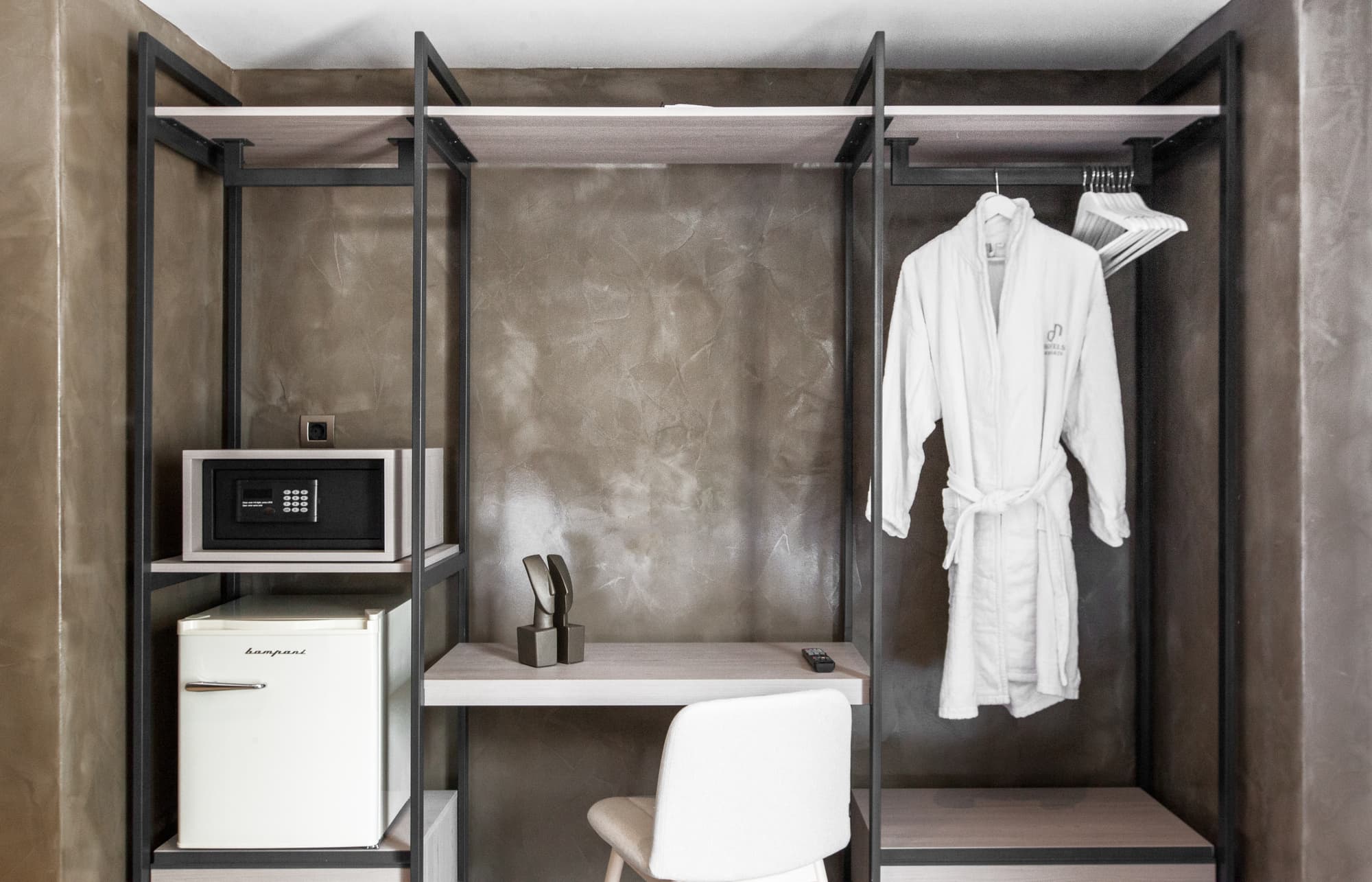 Garden City Resort, Room