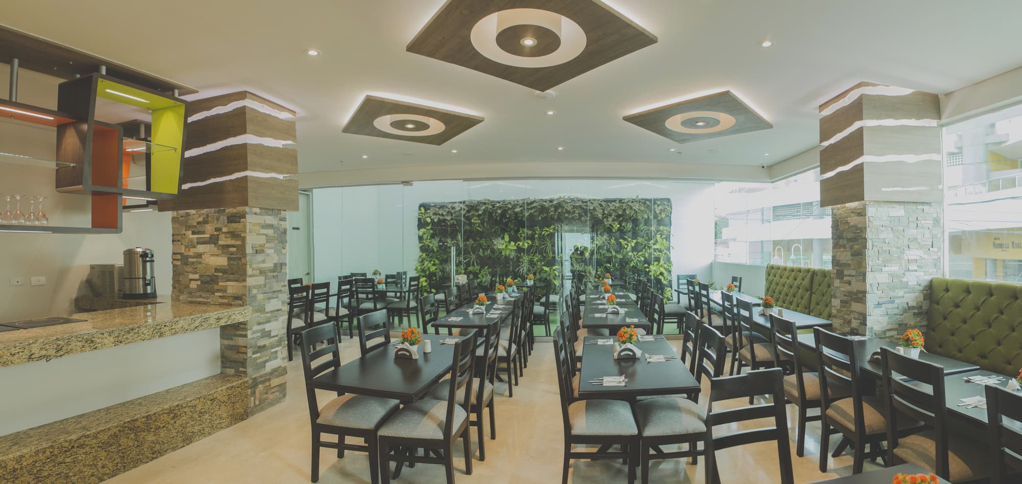 Aixo Suites, Restaurant