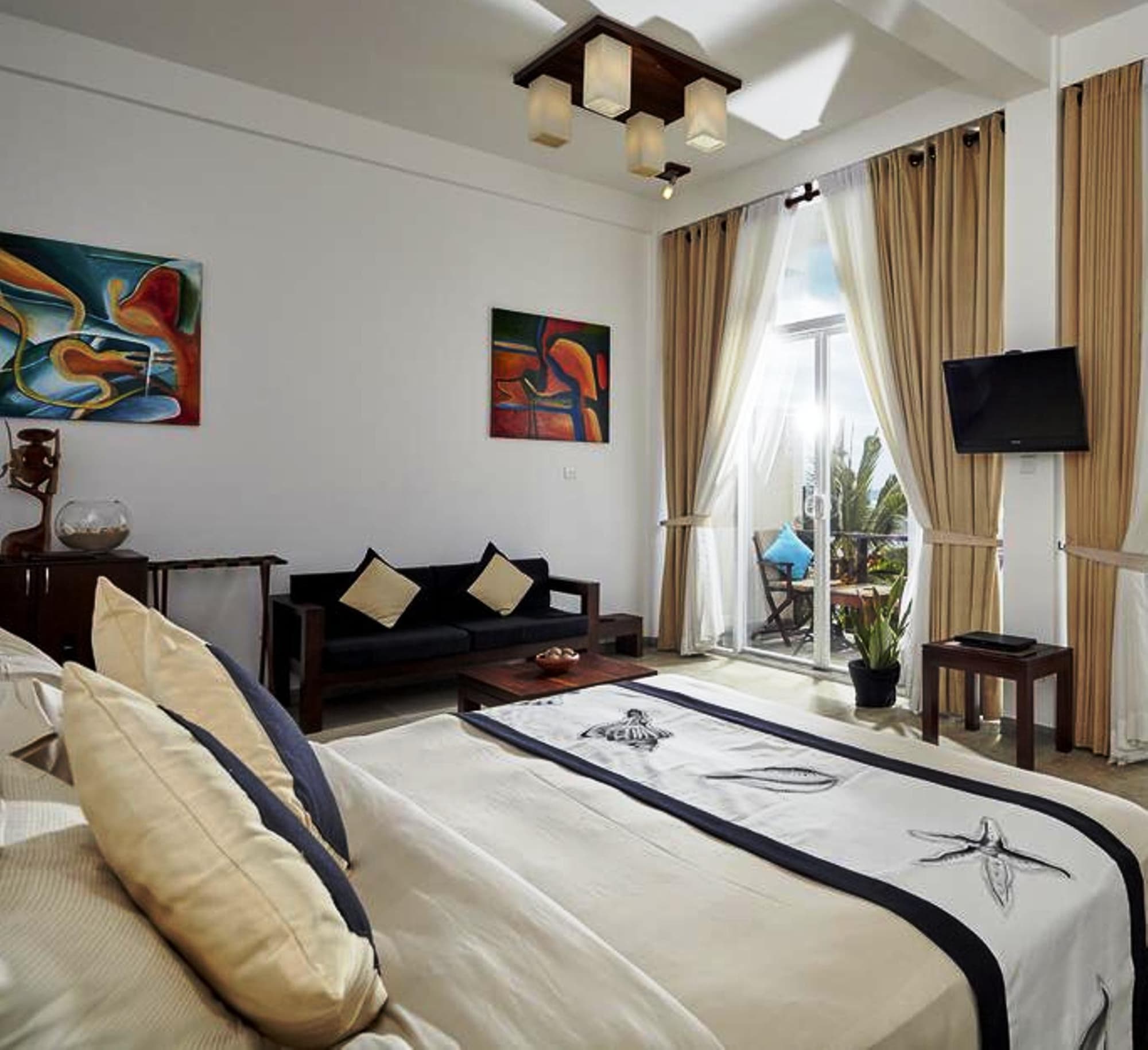 Garton's Cape Hotel, Room