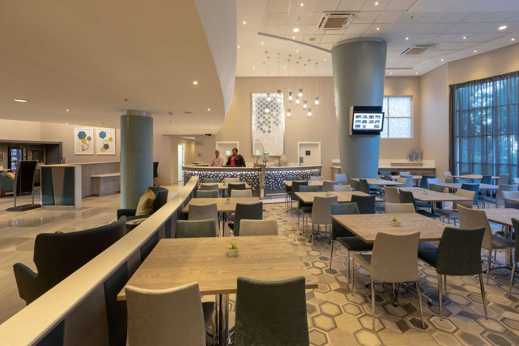 Stay Easy Mbombela, Restaurant