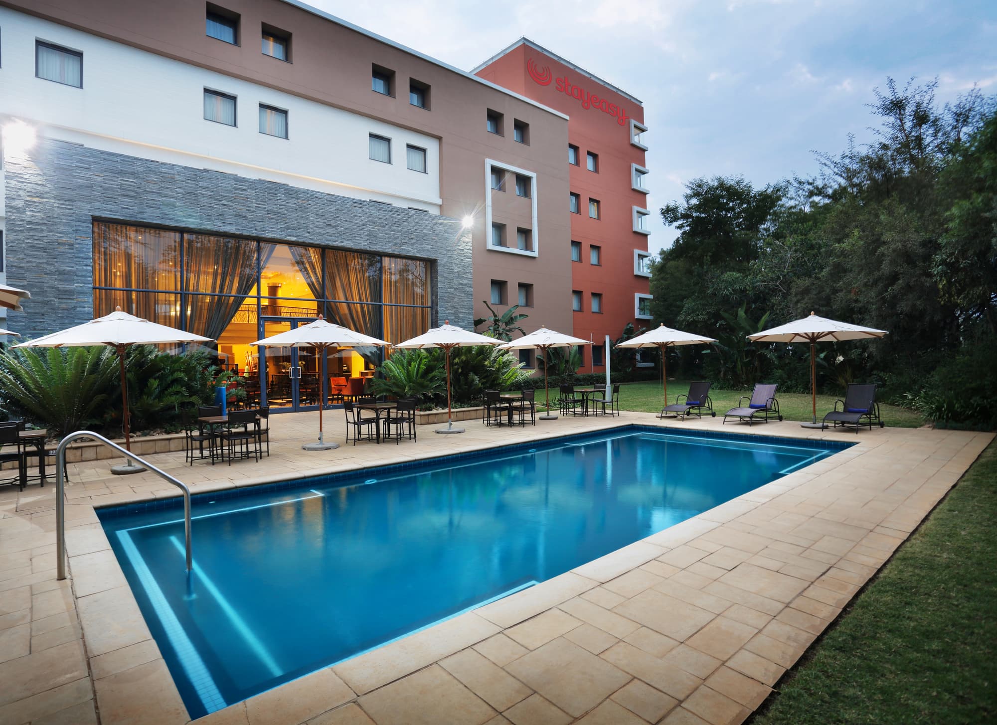 Stayeasy Rustenburg, Pool