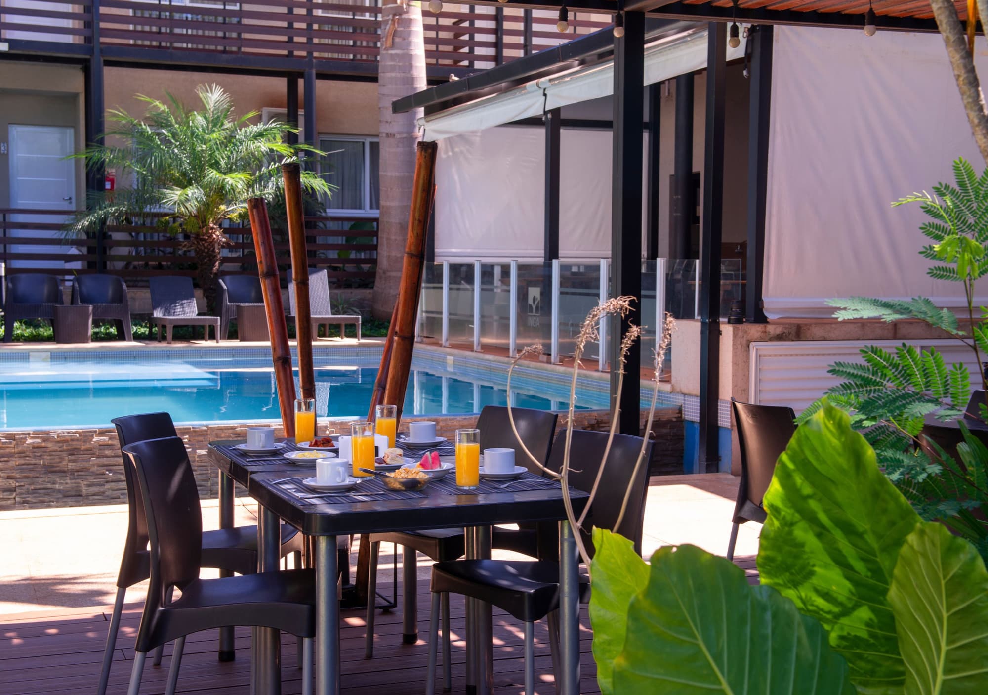 INGA by DOT Suites, Piscina