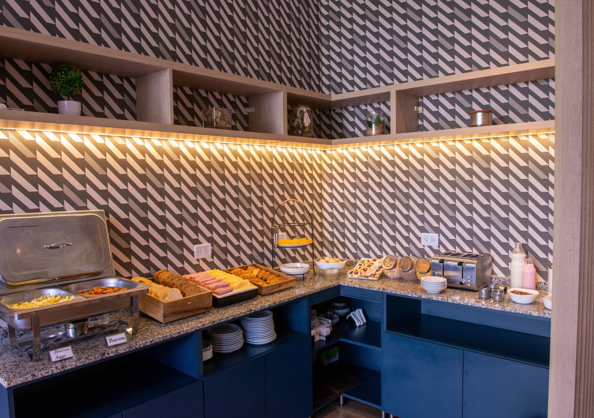 INGA by DOT Suites, Restaurante