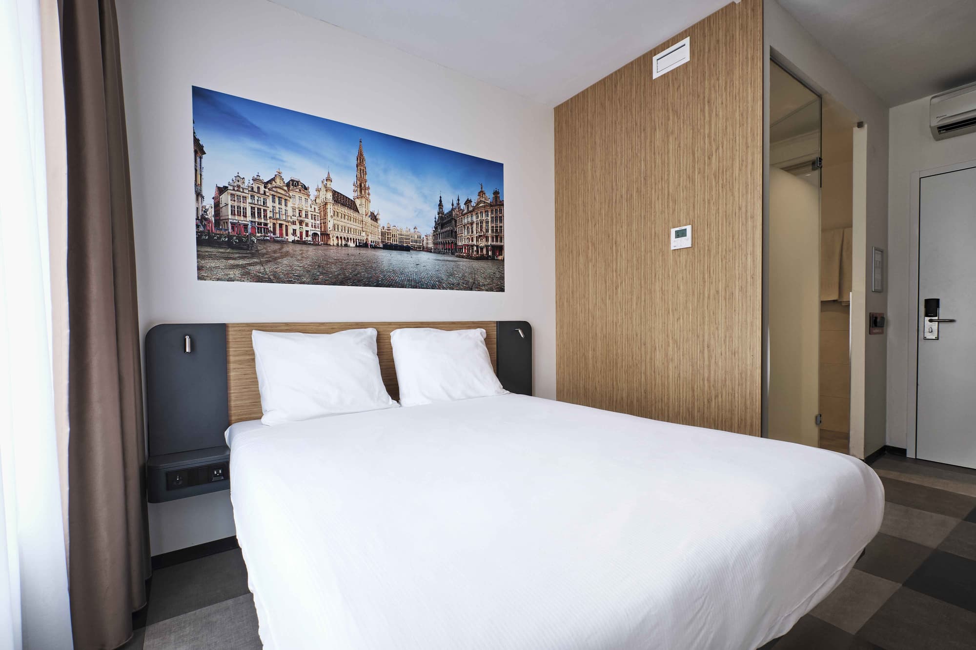 easyHotel Brussels City Centre, Room