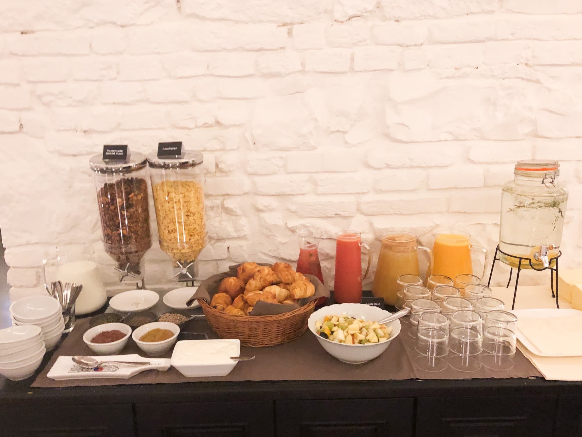 MH Suites Palace, Restaurant