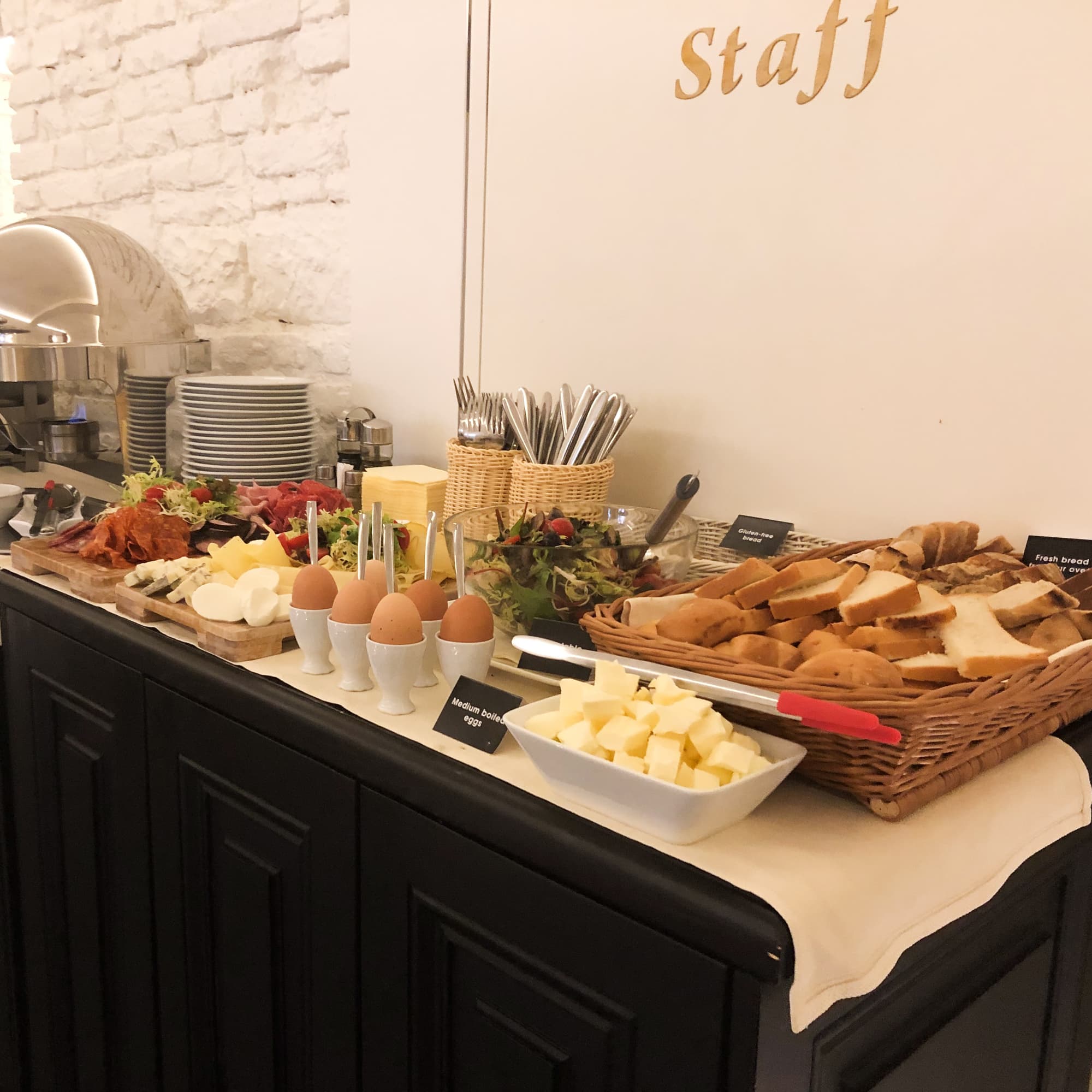 MH Suites Palace, Restaurant