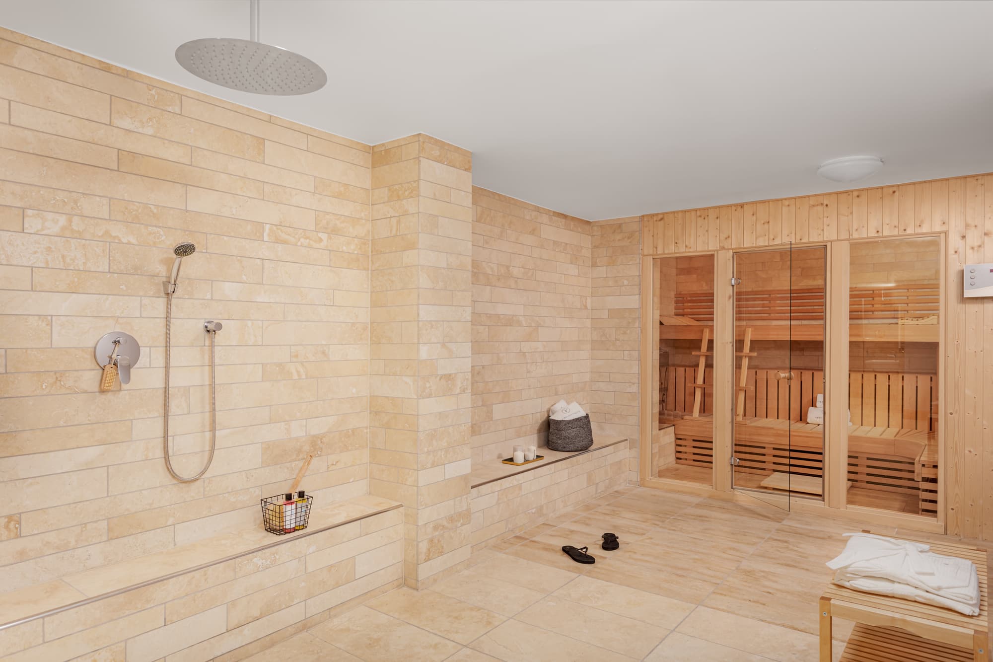 VISIONAPARTMENTS Lucerne Neustadtstrasse, Sports and Entertainment