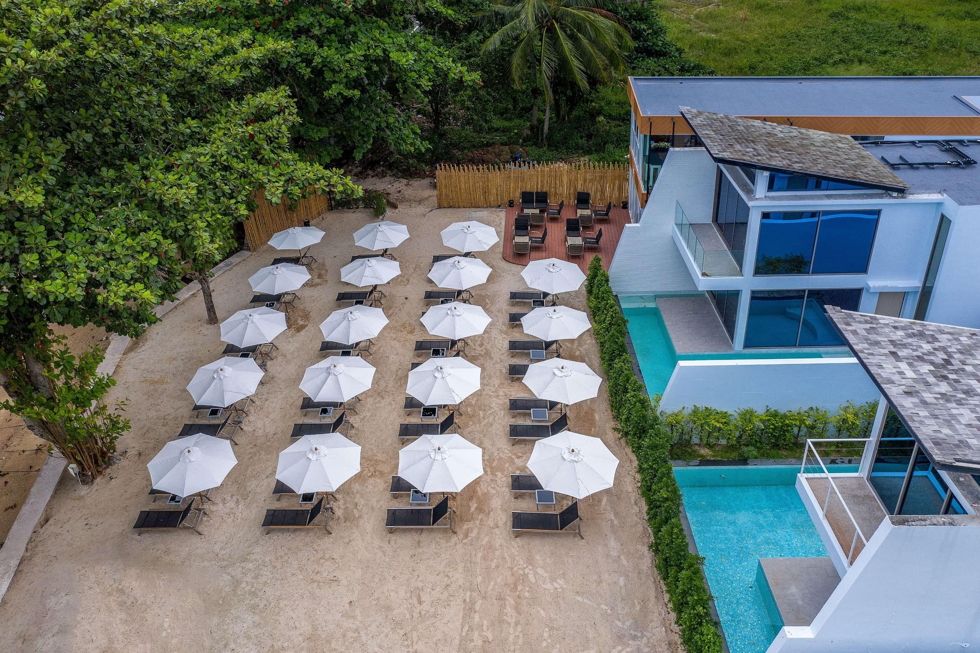 The Beachfront Hotel Phuket, Beach