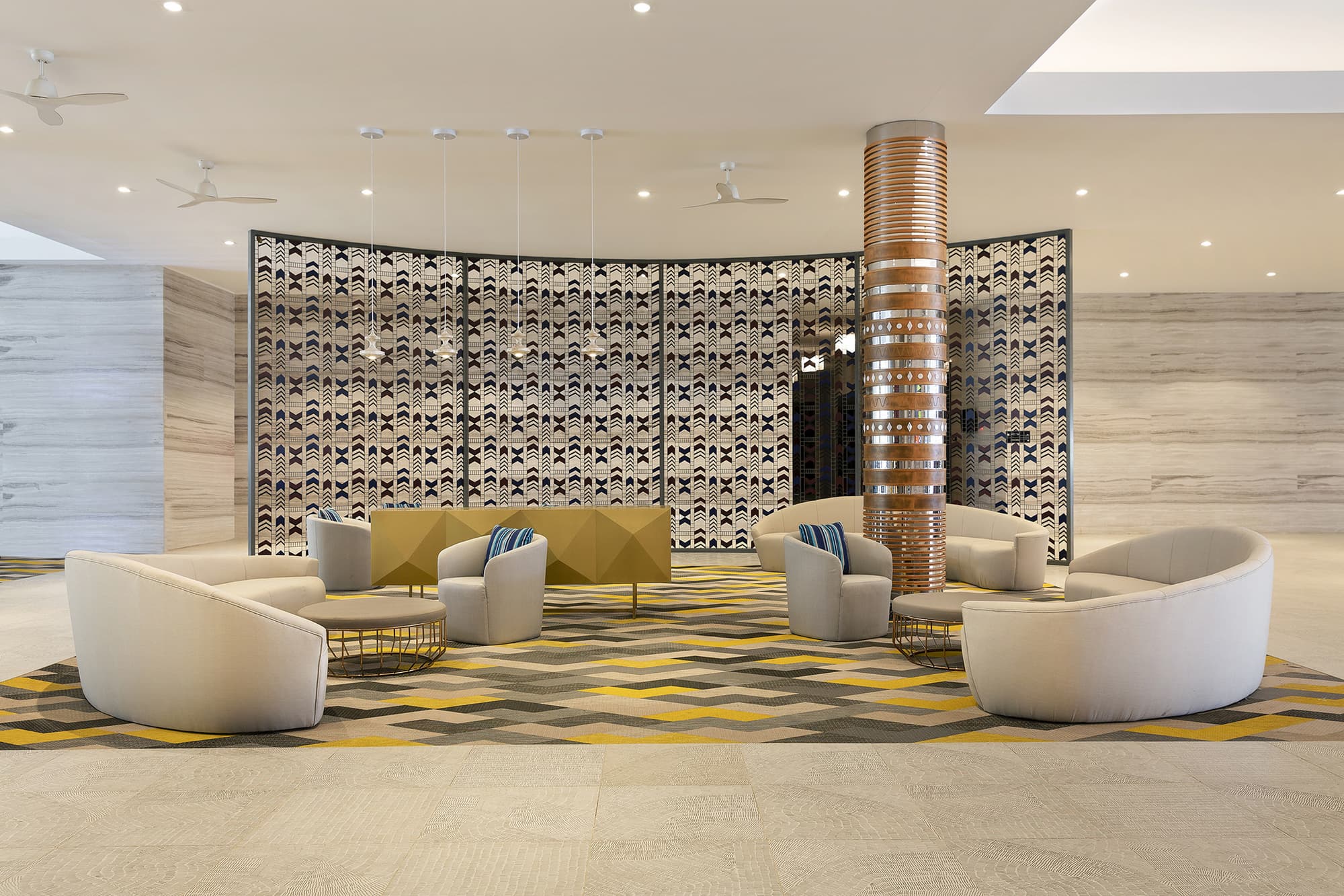 Pullman Nadi Bay Resort and Spa Fiji, Lobby