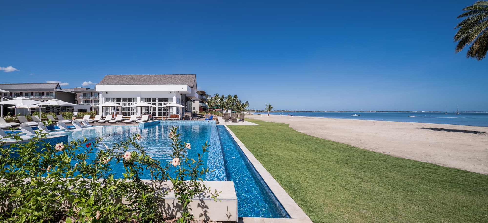 Pullman Nadi Bay Resort and Spa Fiji, Beach