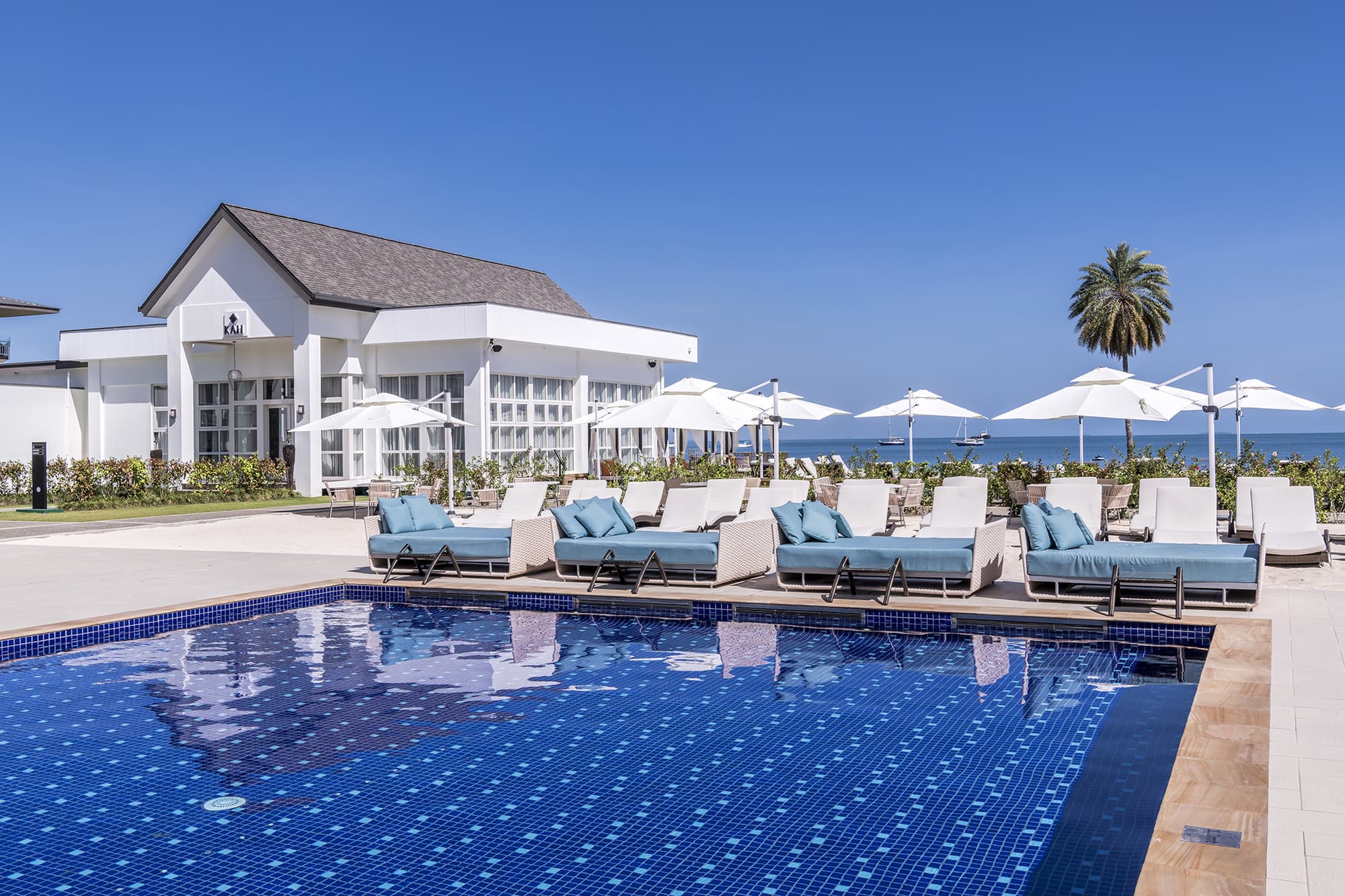 Pullman Nadi Bay Resort and Spa Fiji, Beach