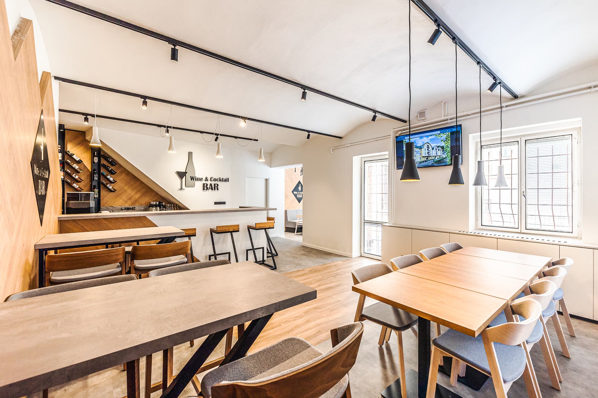 Spa Hotel Devin, Bar