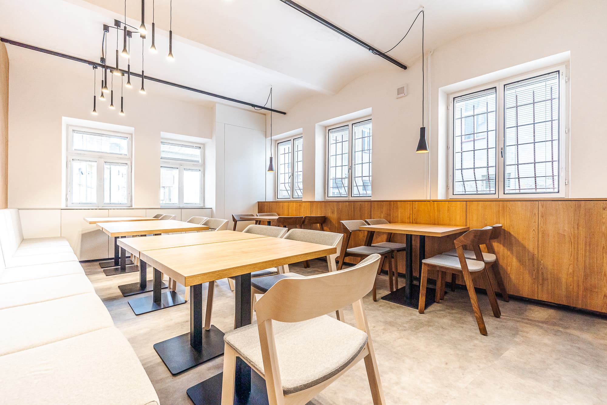 Spa Hotel Devin, Bar