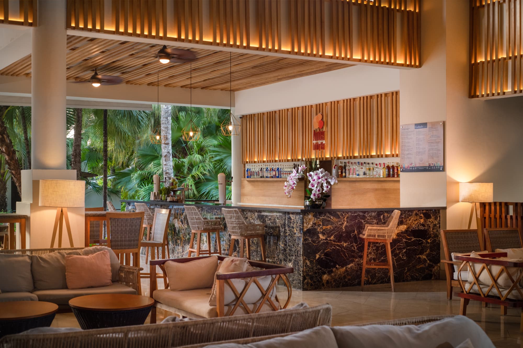 Impressive Premium Punta Cana, Bar