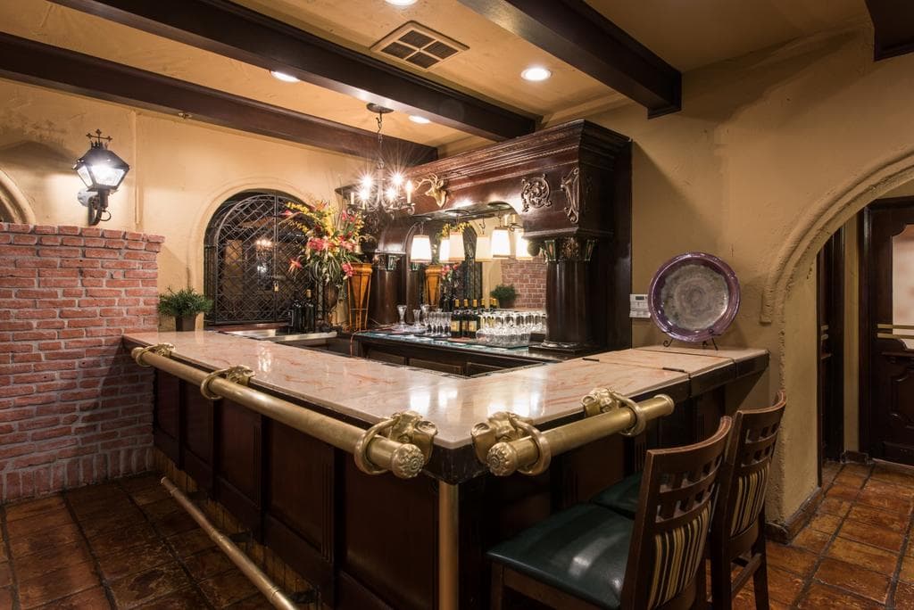 Vanllee Hotel and Suites, Restaurant